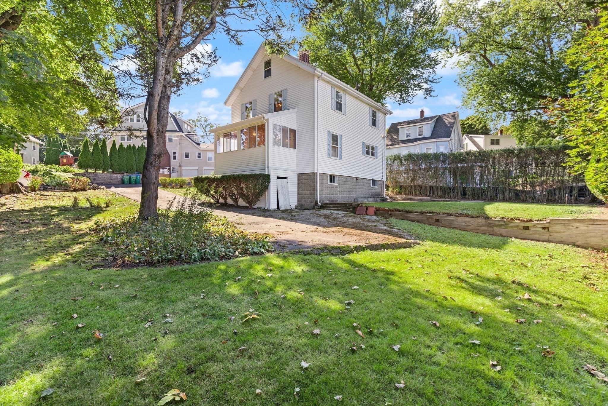 16 Suffolk Street Property Photo 29