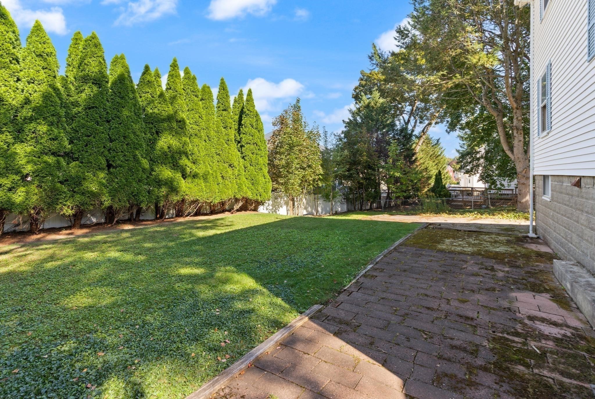 16 Suffolk Street Property Photo 31