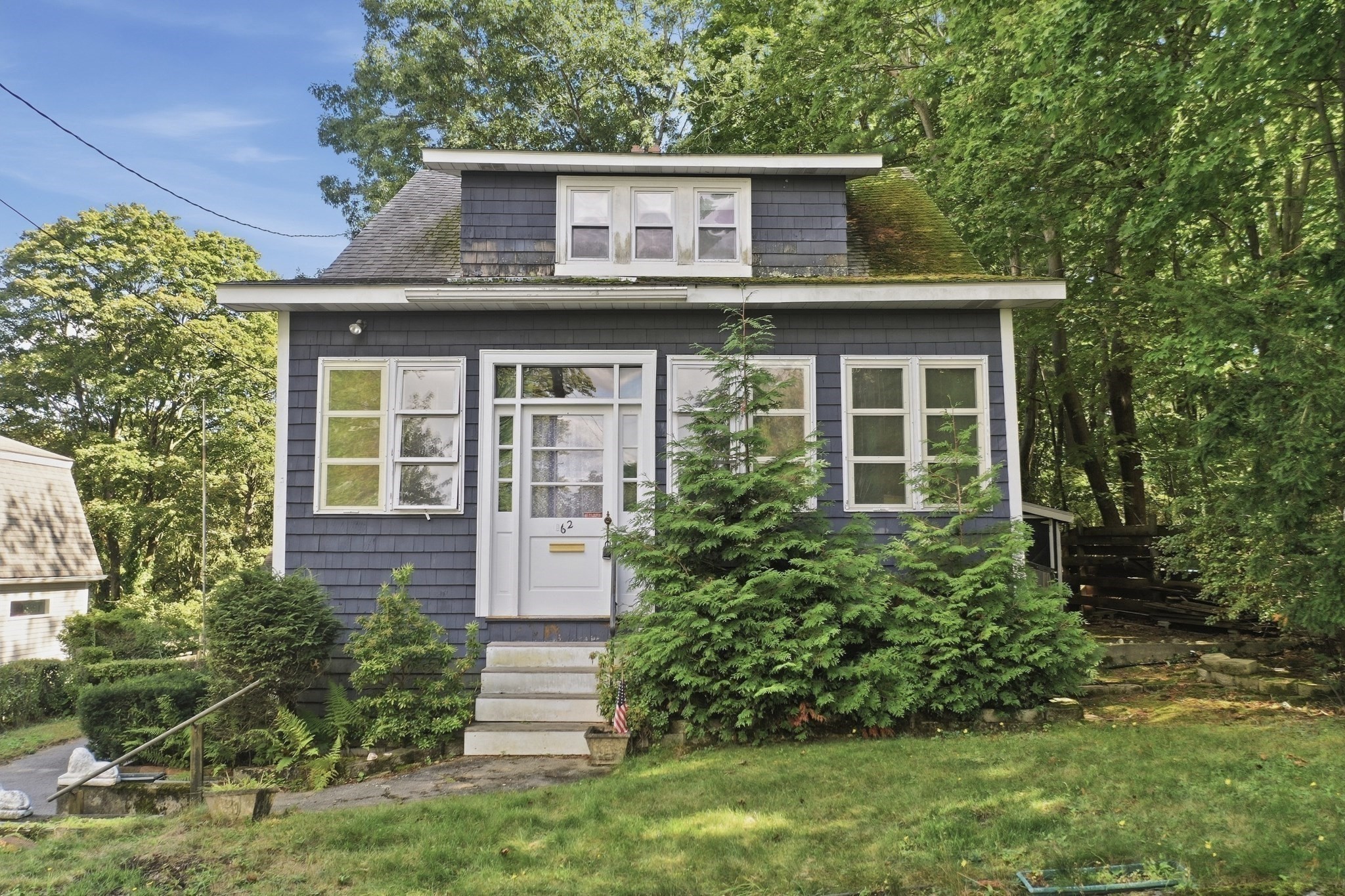 62 Chase Avenue Property Photo 3