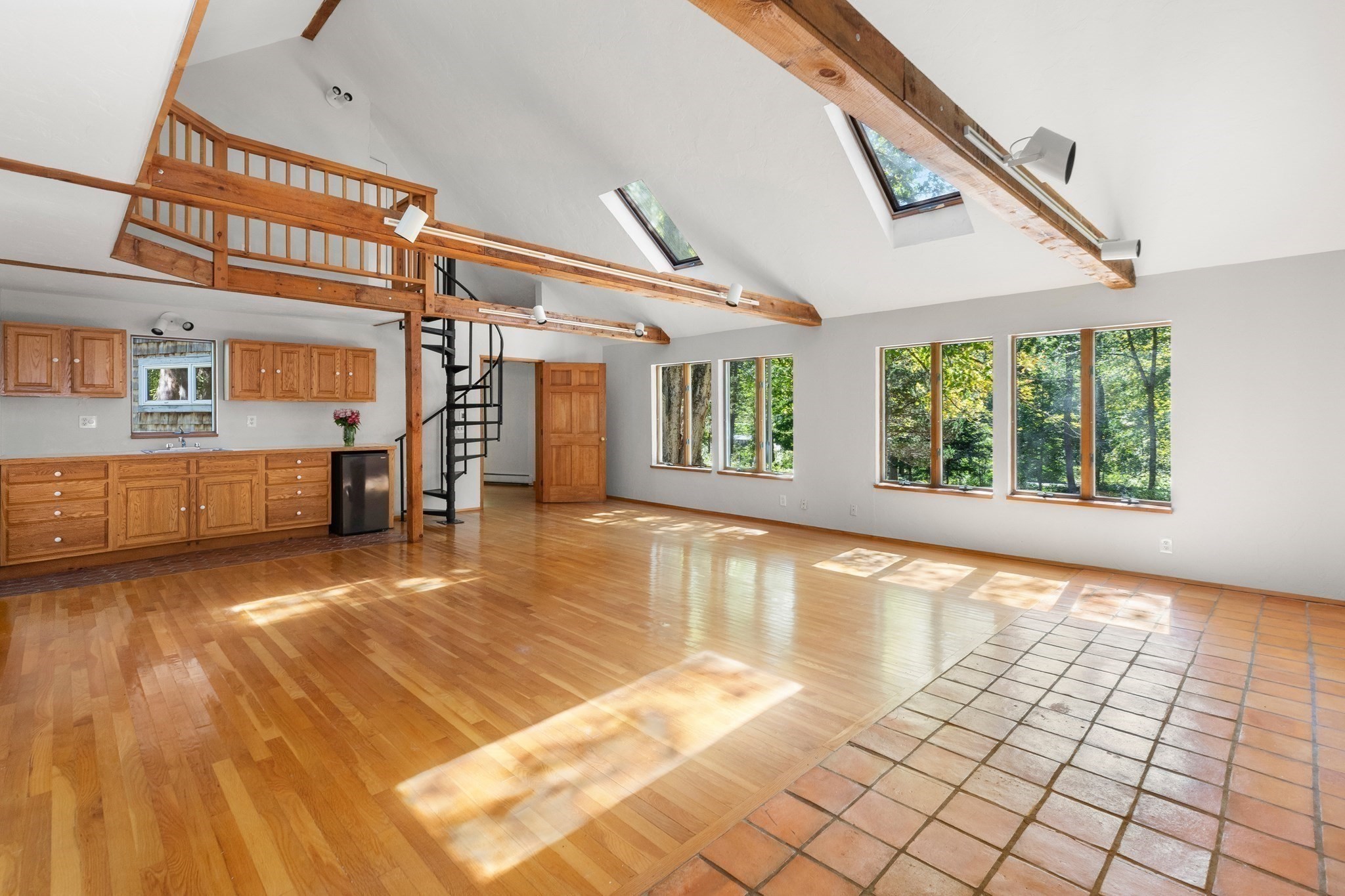 48 East Street Property Photo 8