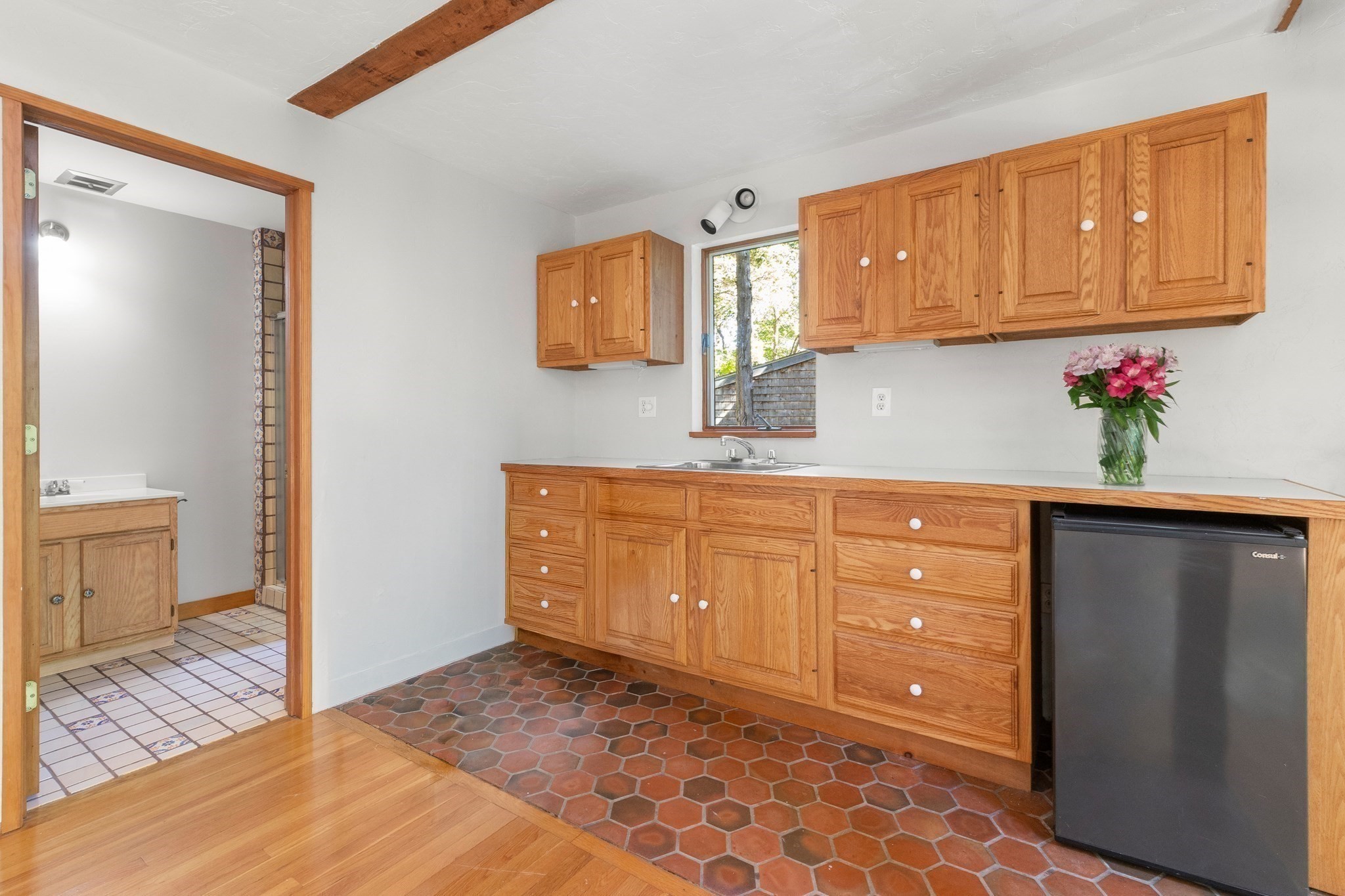48 East Street Property Photo 10