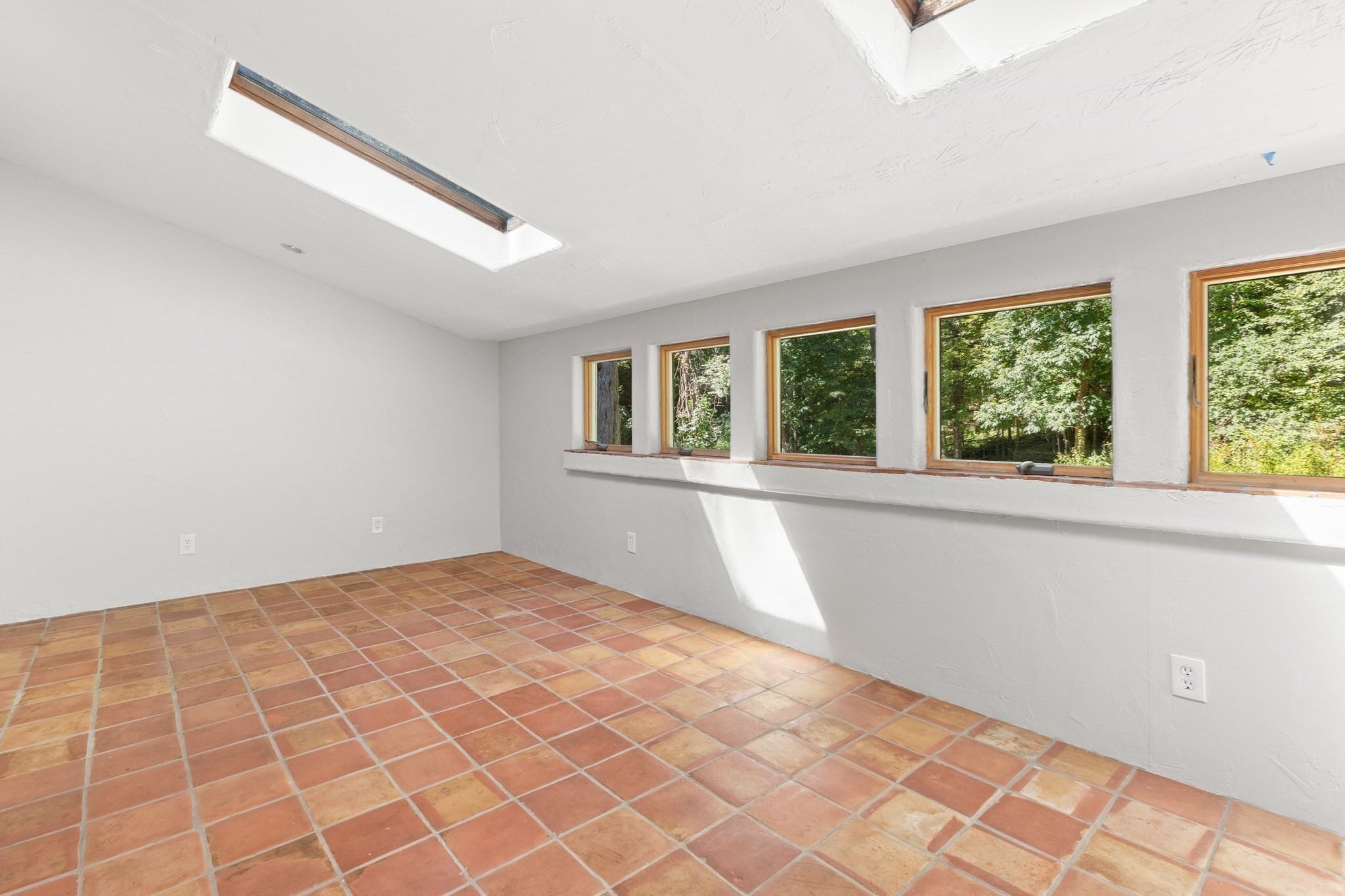 48 East Street Property Photo 17