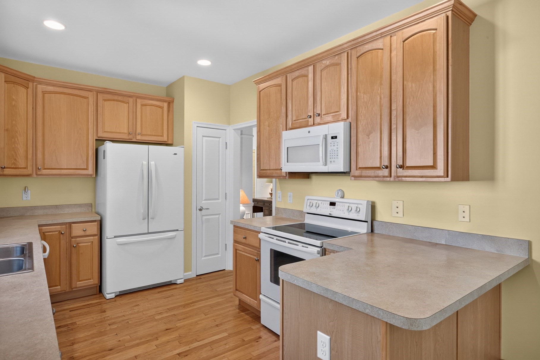 12 Maplewood Property Photo 14