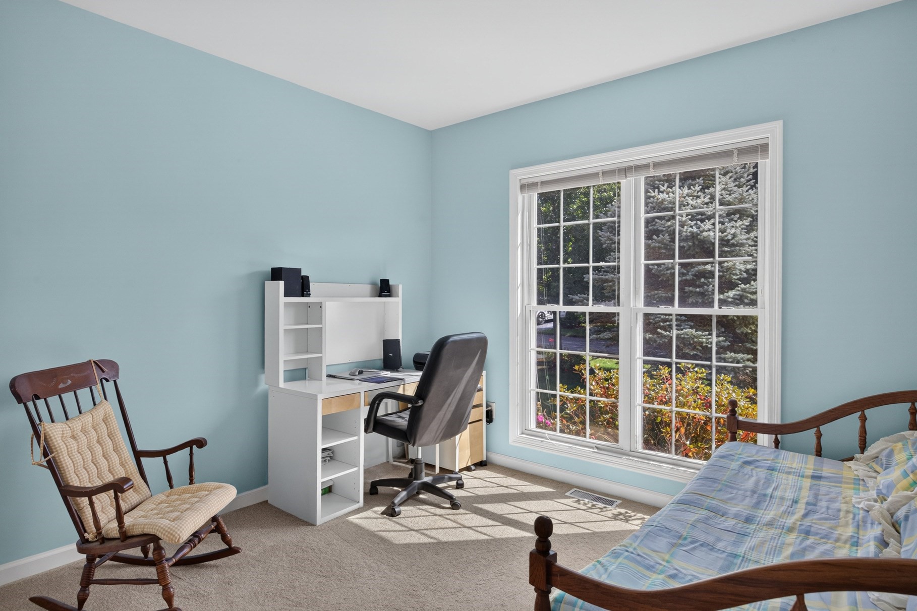12 Maplewood Property Photo 25