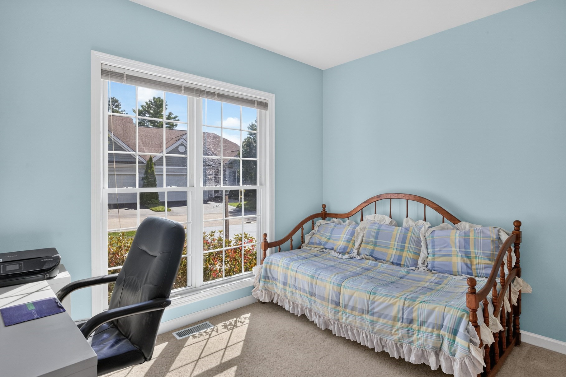 12 Maplewood Property Photo 26