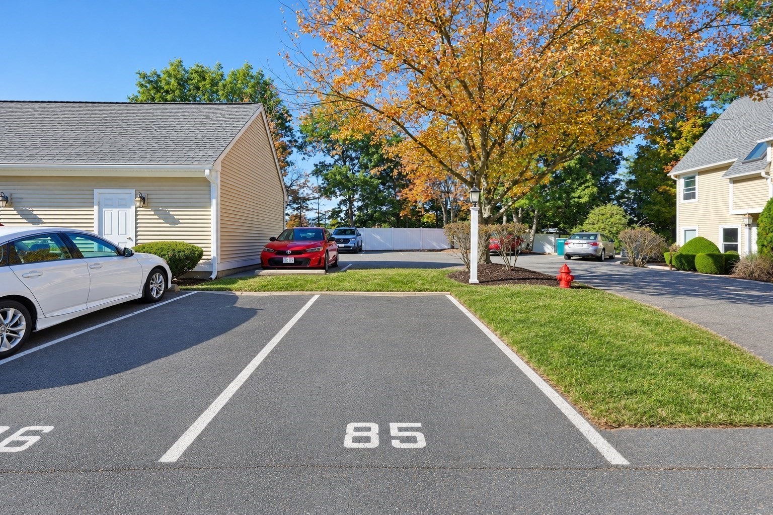 85 Hammond Pl # 85 Property Photo 31