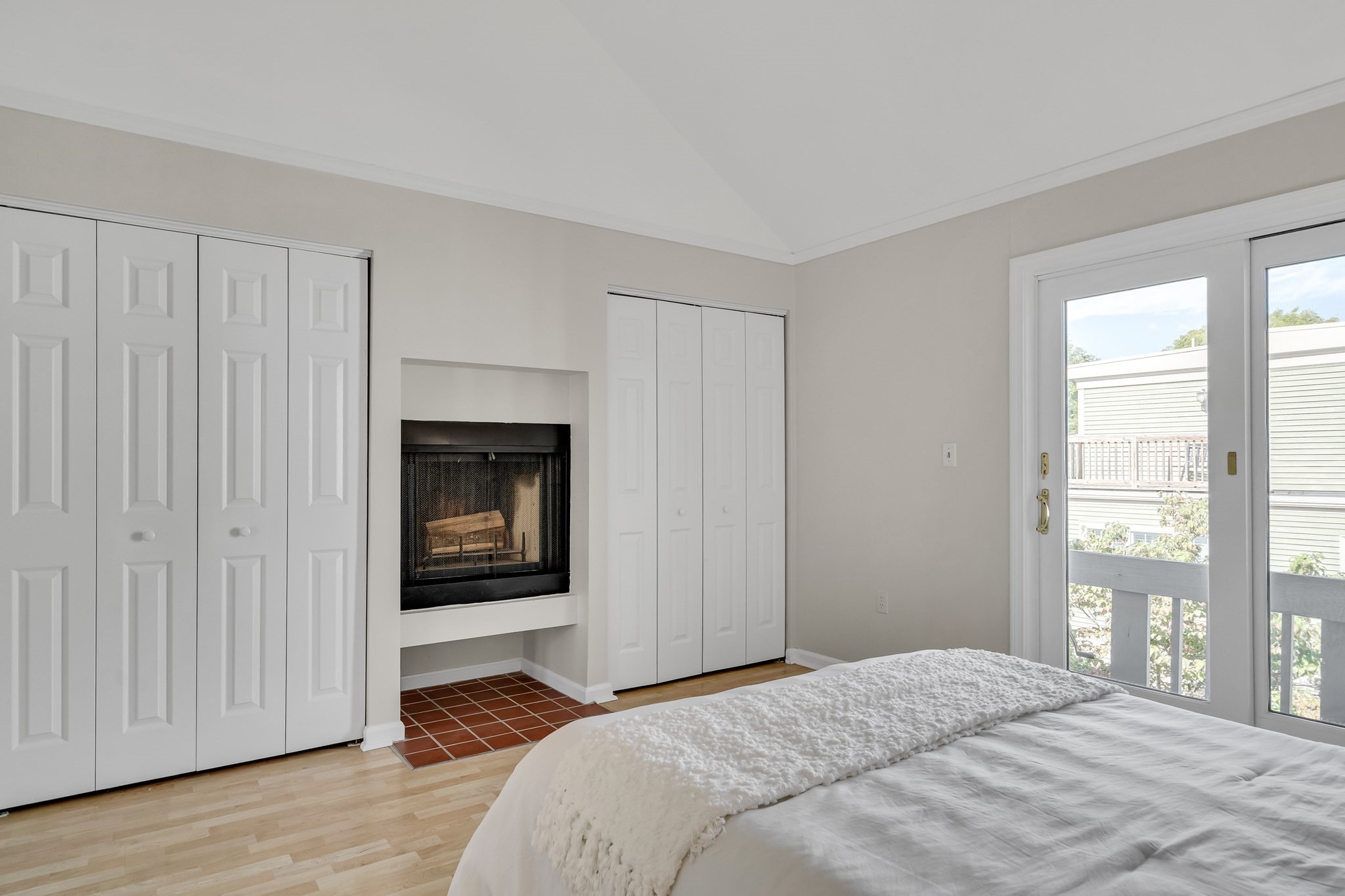 27 Lopez St # 27 Property Photo 28