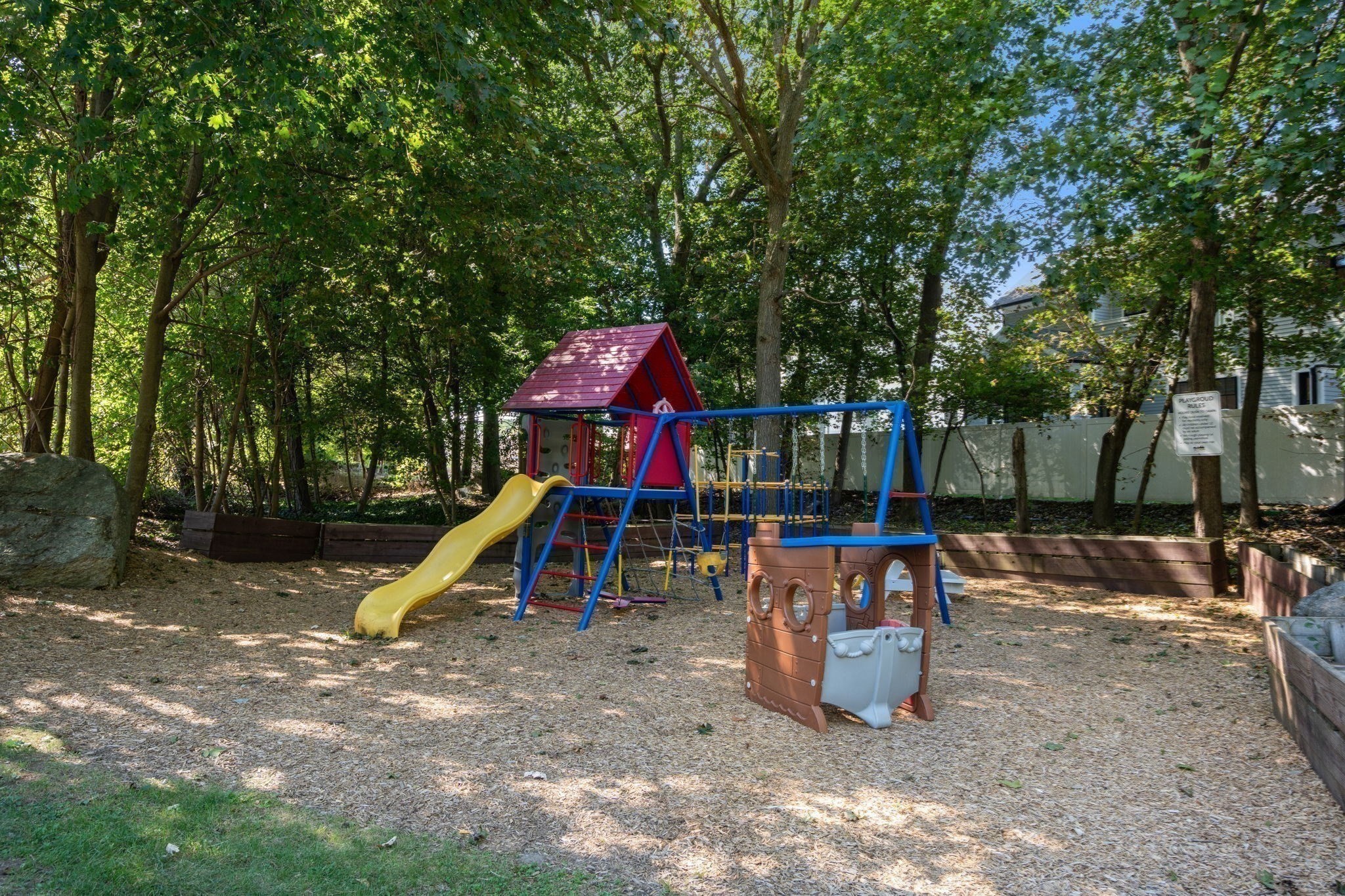 250 Hammond Pond Parkway # 1611n Property Photo 20