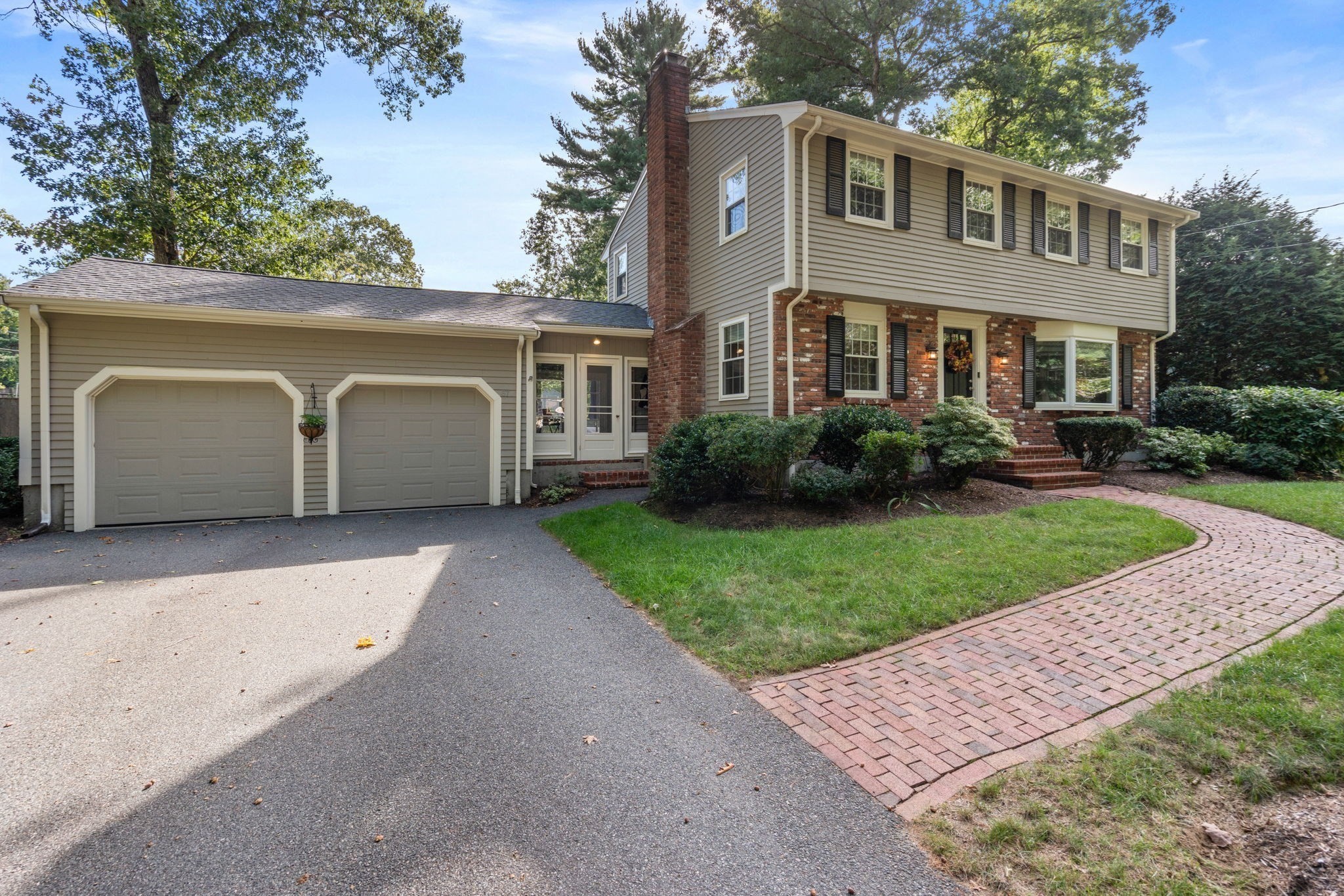 67 Pine Street Property Photo 2