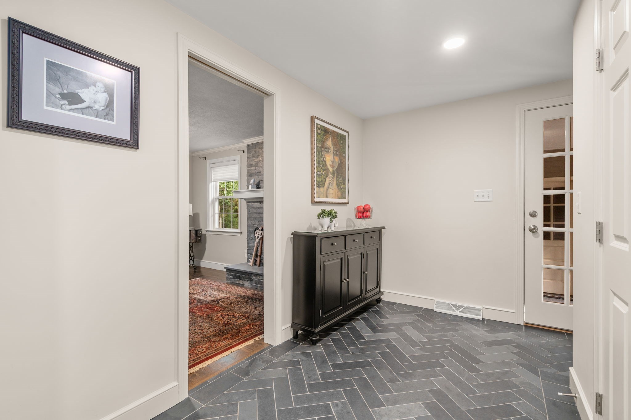 67 Pine Street Property Photo 13