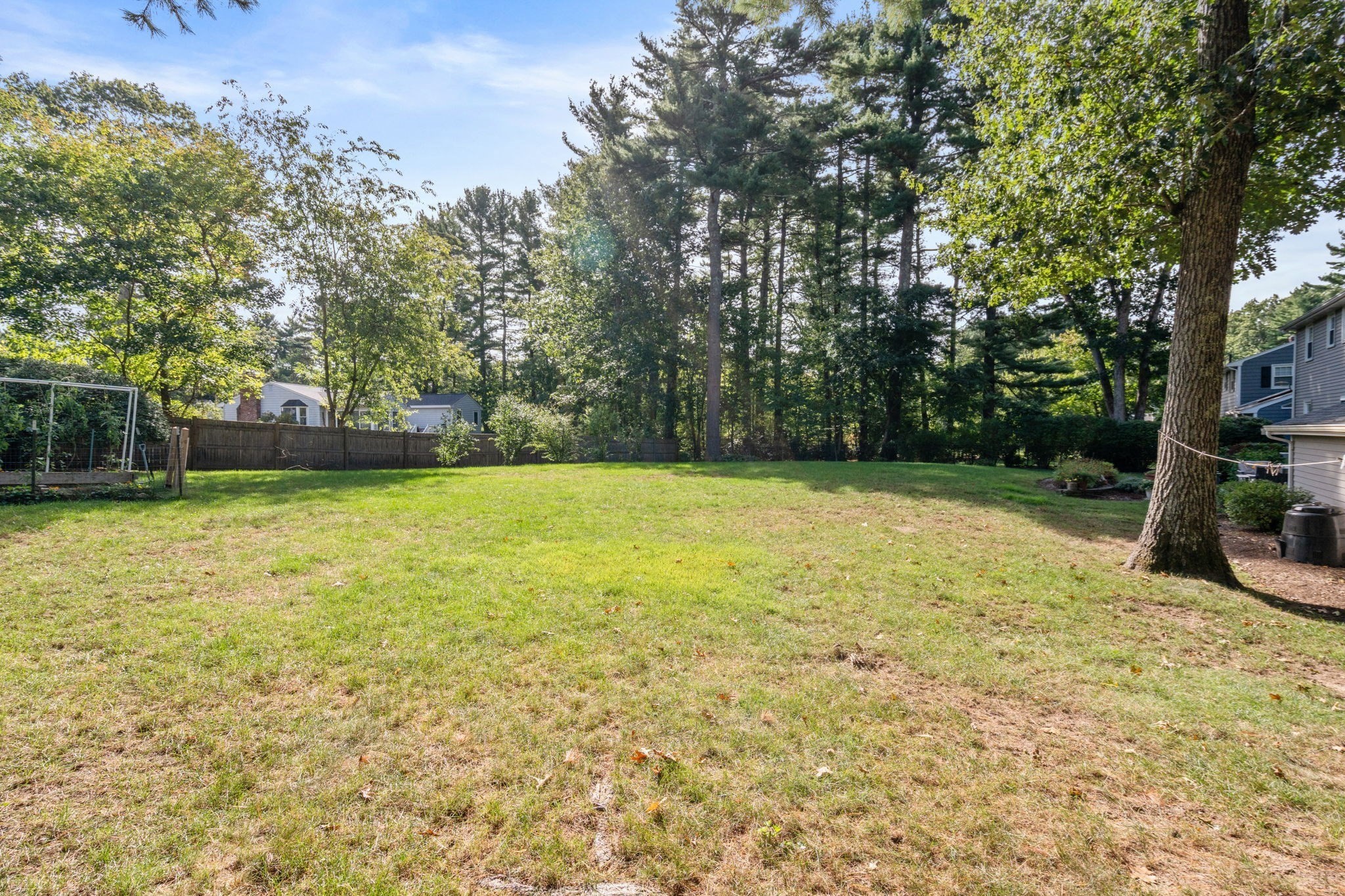 67 Pine Street Property Photo 31