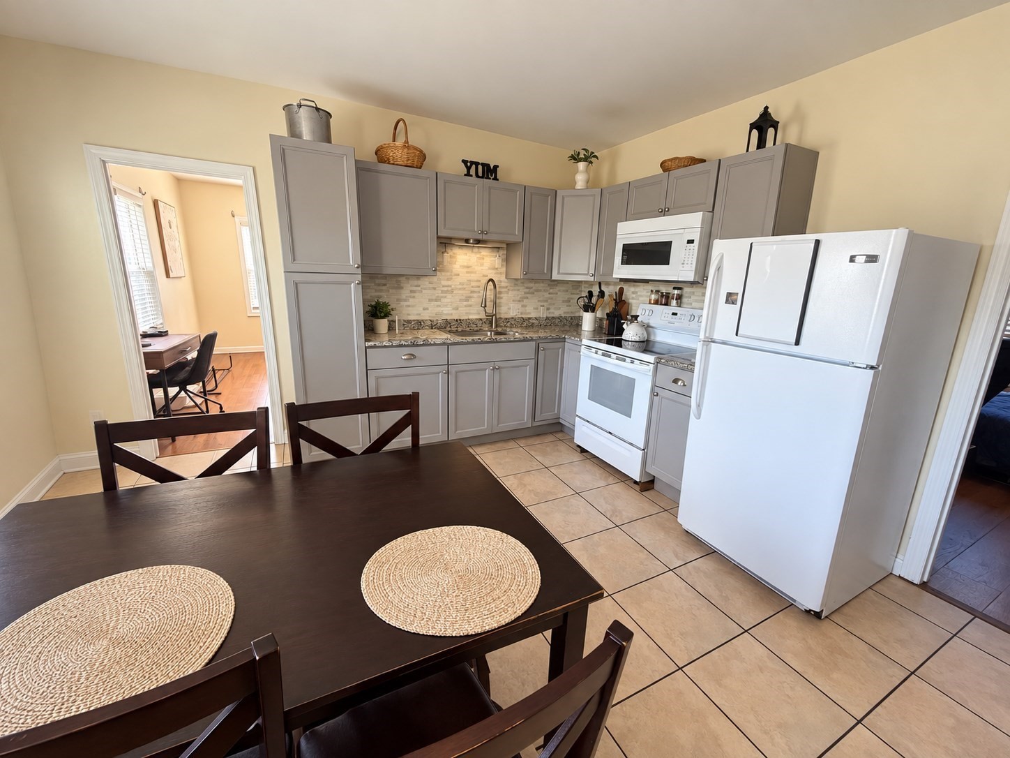 79 Kilmer Ave # 2 Property Photo 2