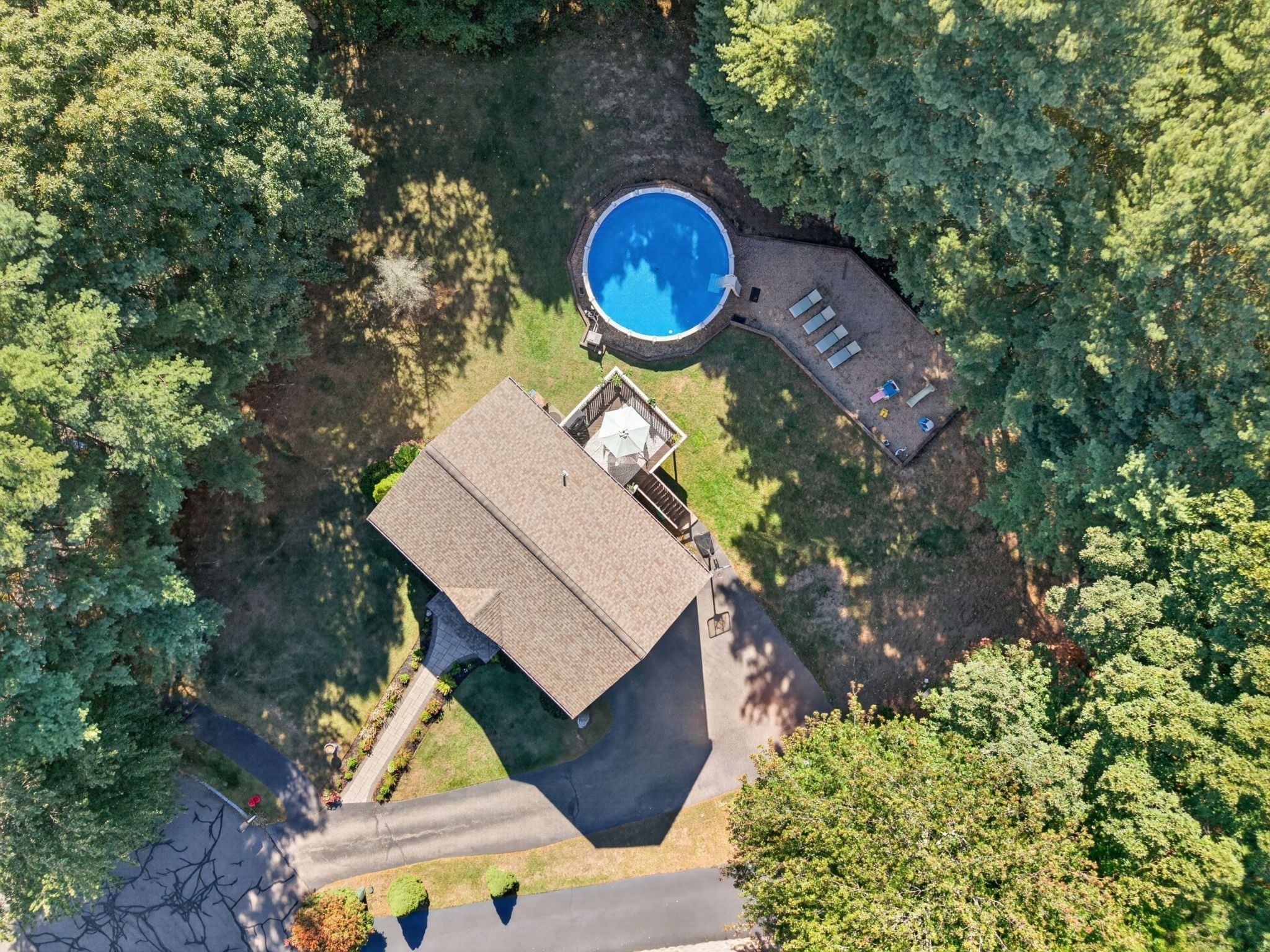 19 Kristyn Ln Property Photo 3