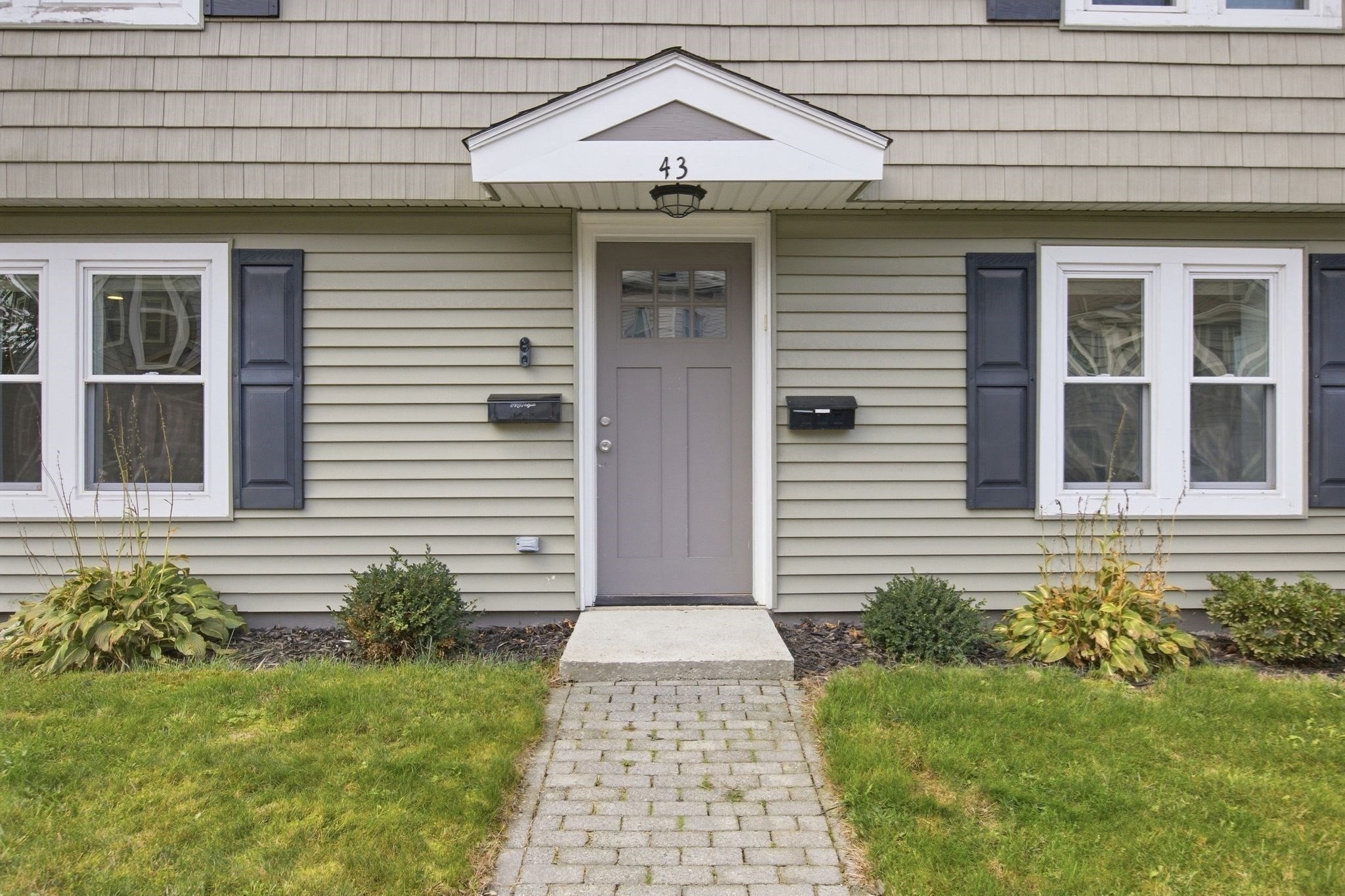 43 Sagamore Ave # 1 Property Photo 6