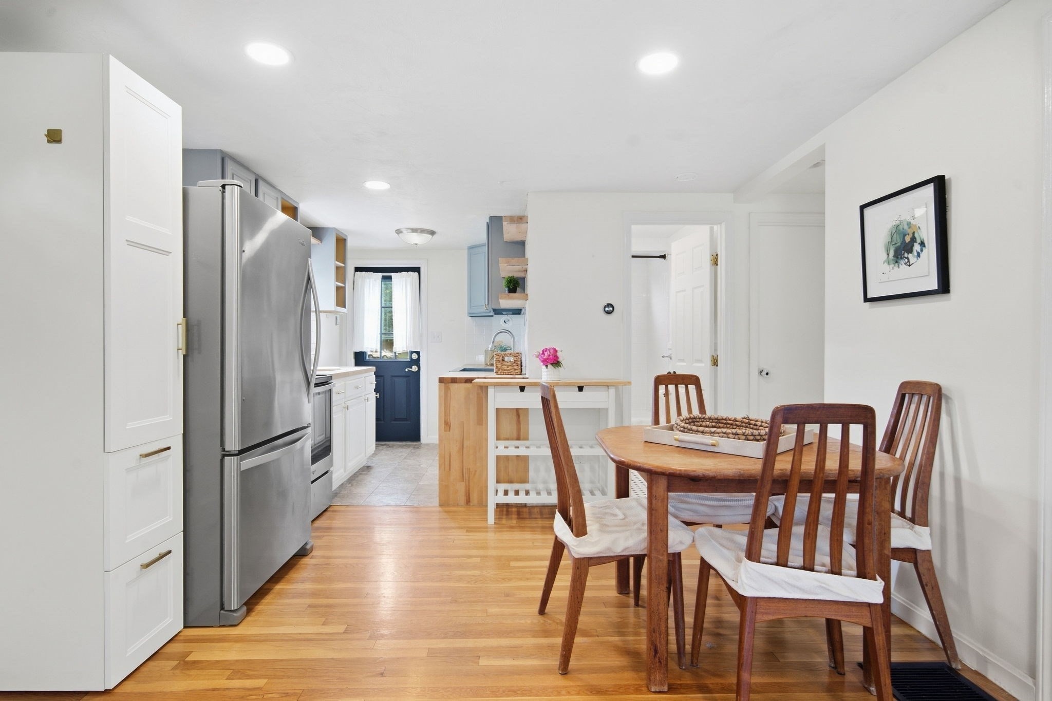 29 Dunn Ave Property Photo 5