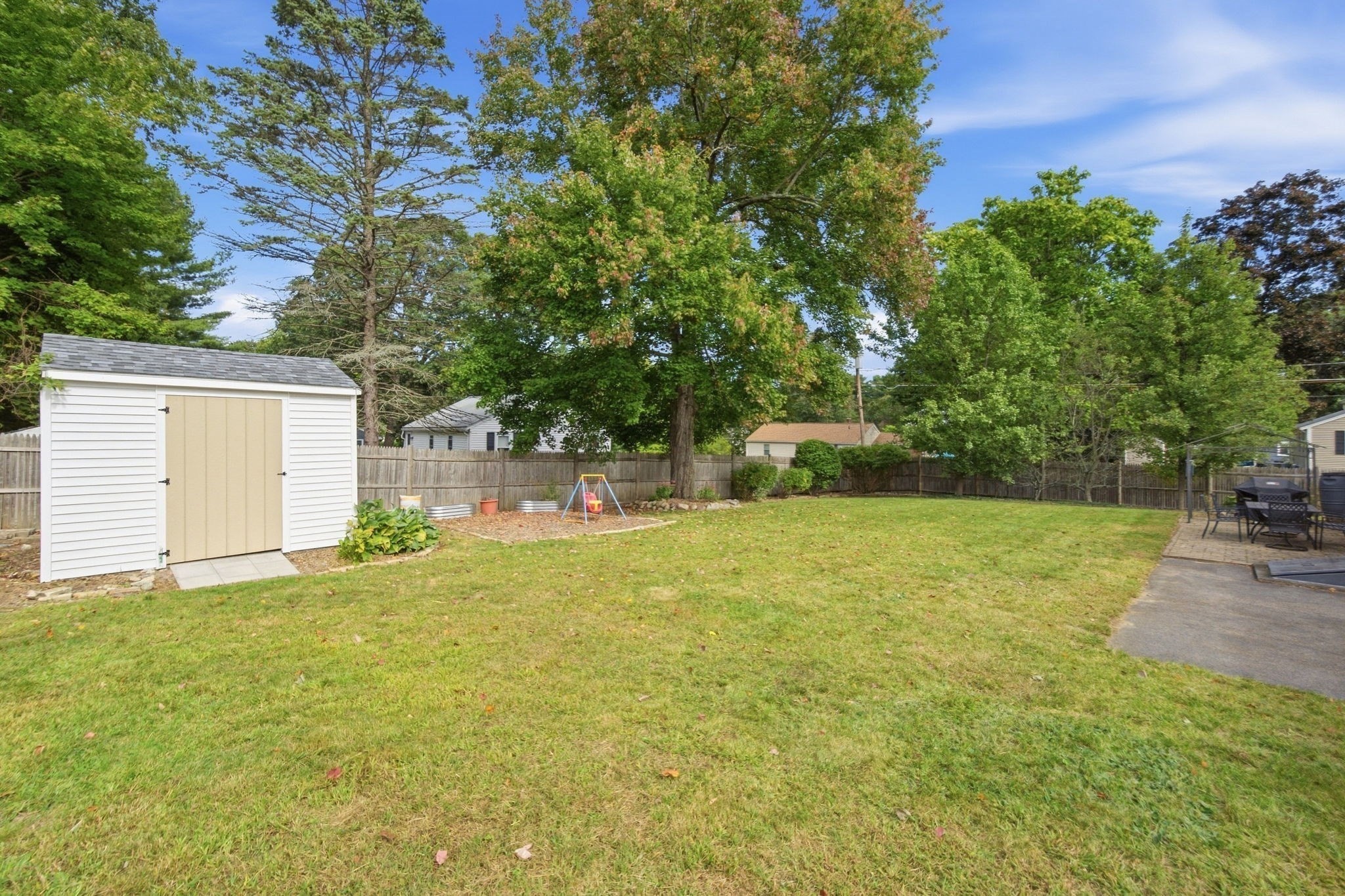 29 Dunn Ave Property Photo 15