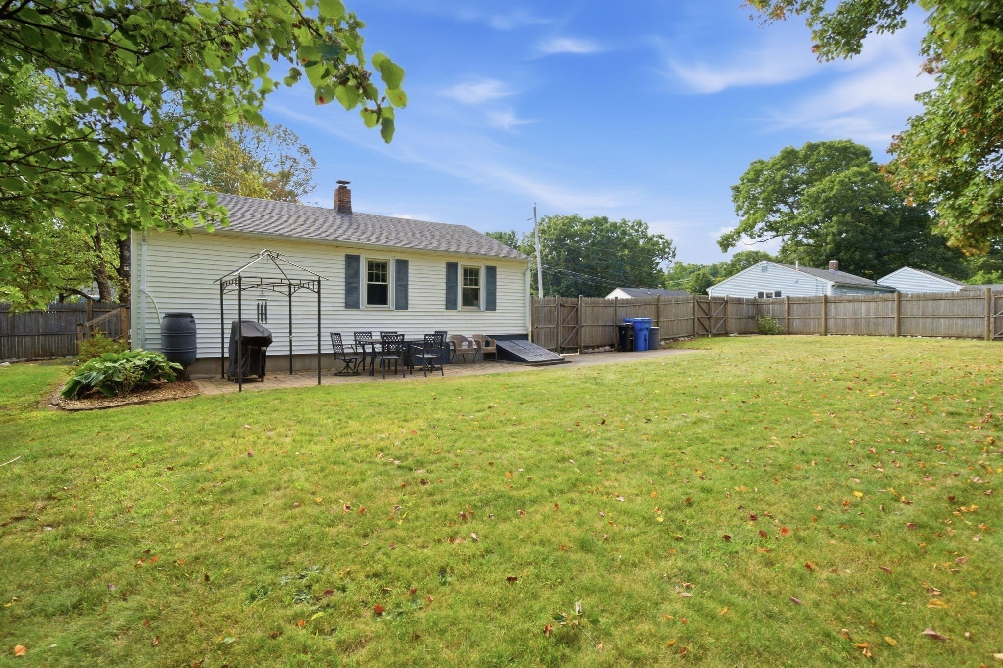 29 Dunn Ave Property Photo 17