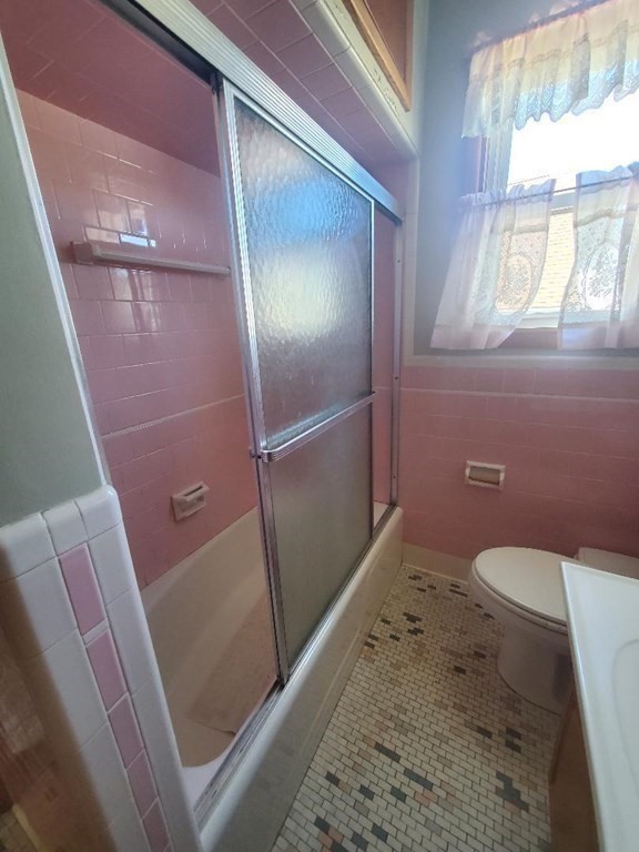 547 Robeson Property Photo 18