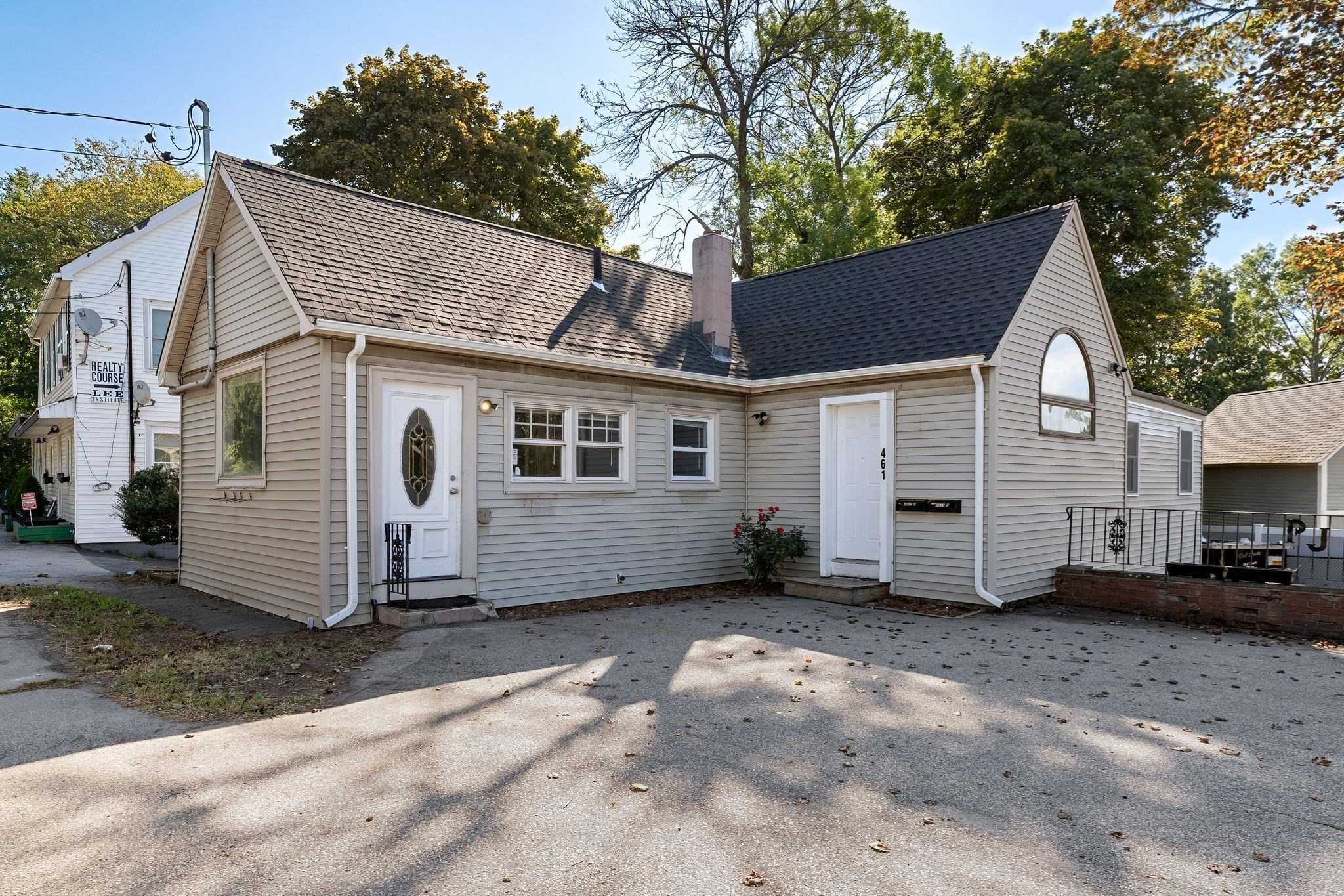 461 Bridge Street Property Photo 1