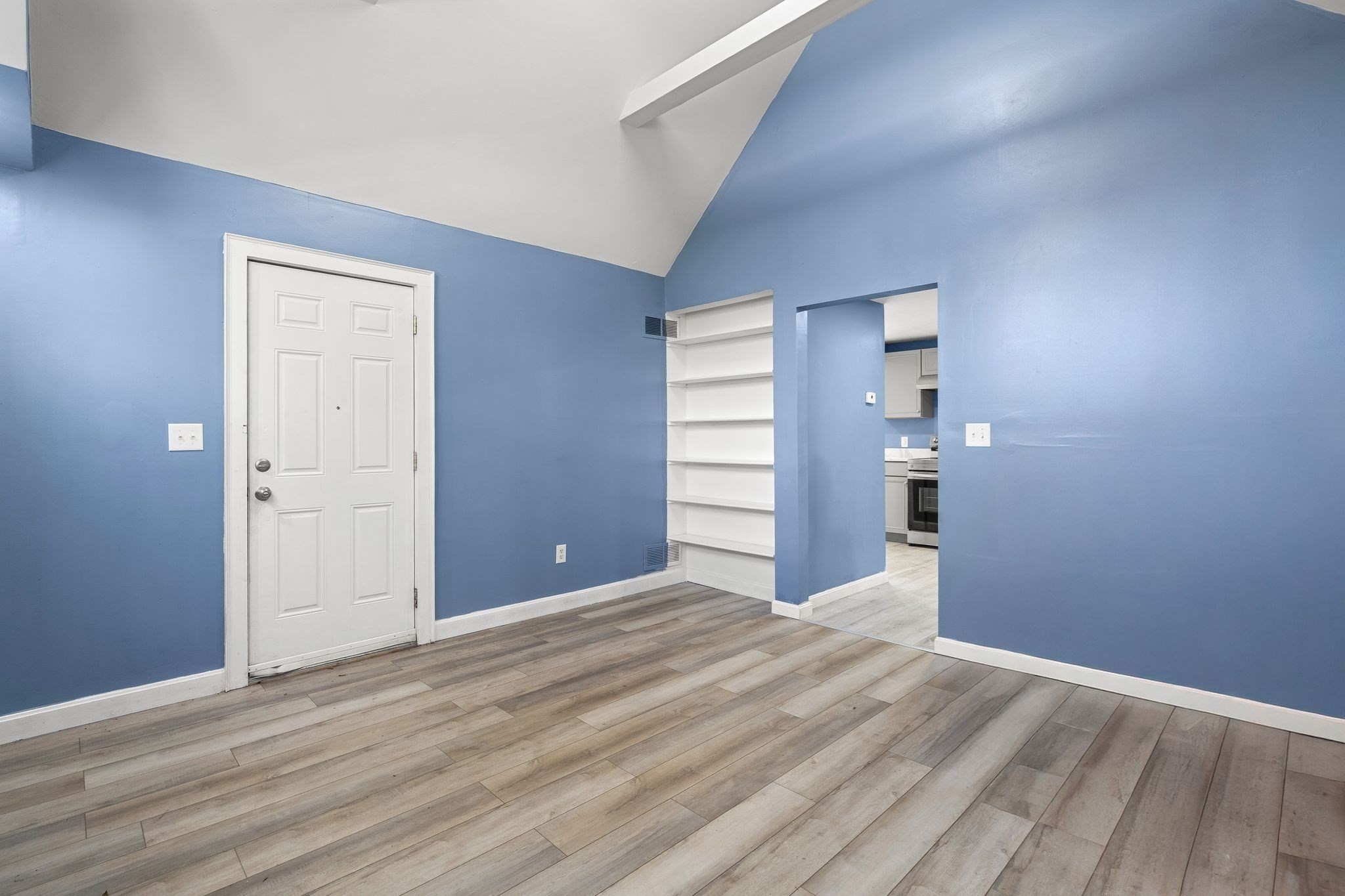 461 Bridge Street Property Photo 6