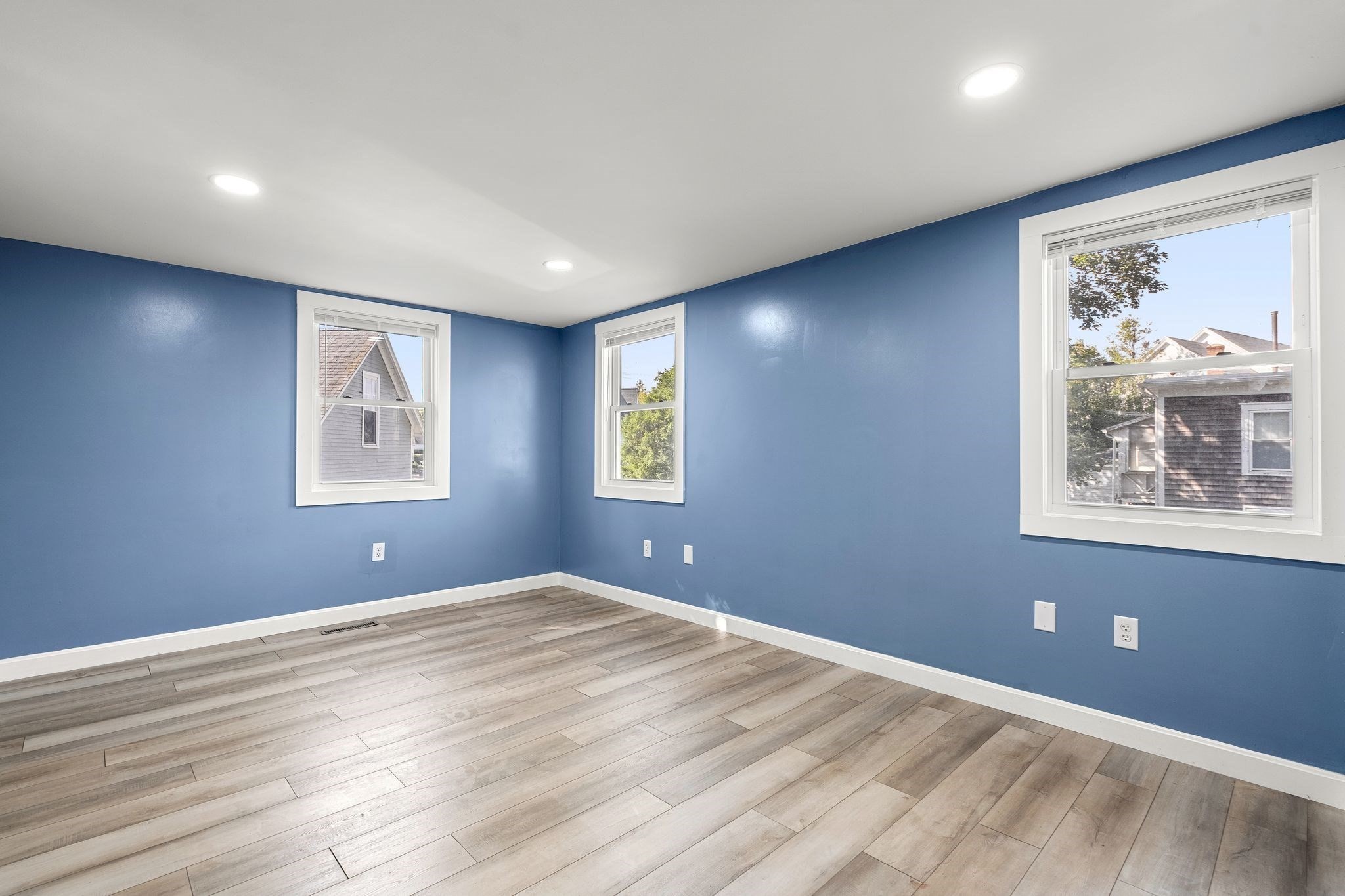 461 Bridge Street Property Photo 15