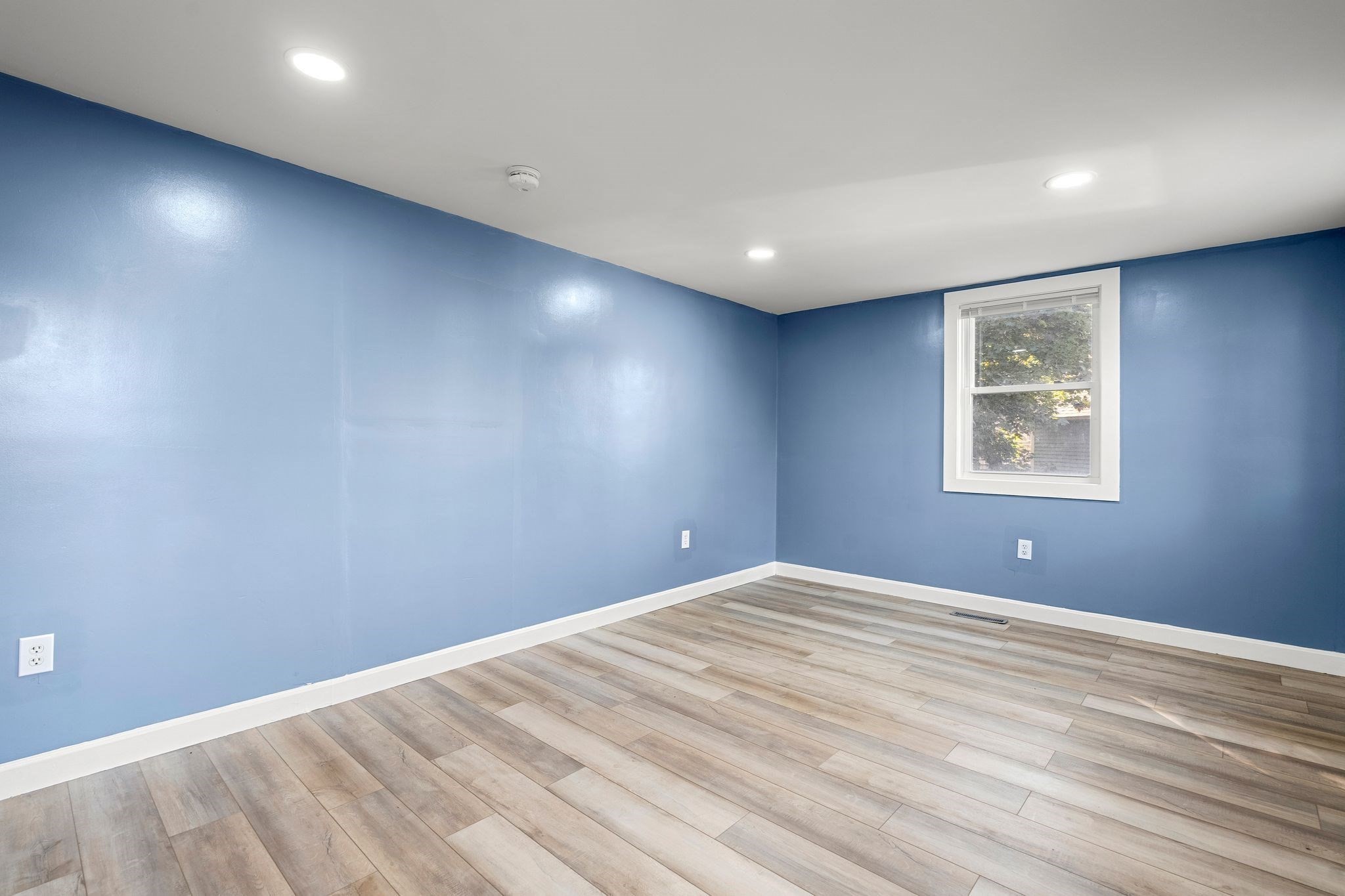 461 Bridge Street Property Photo 16