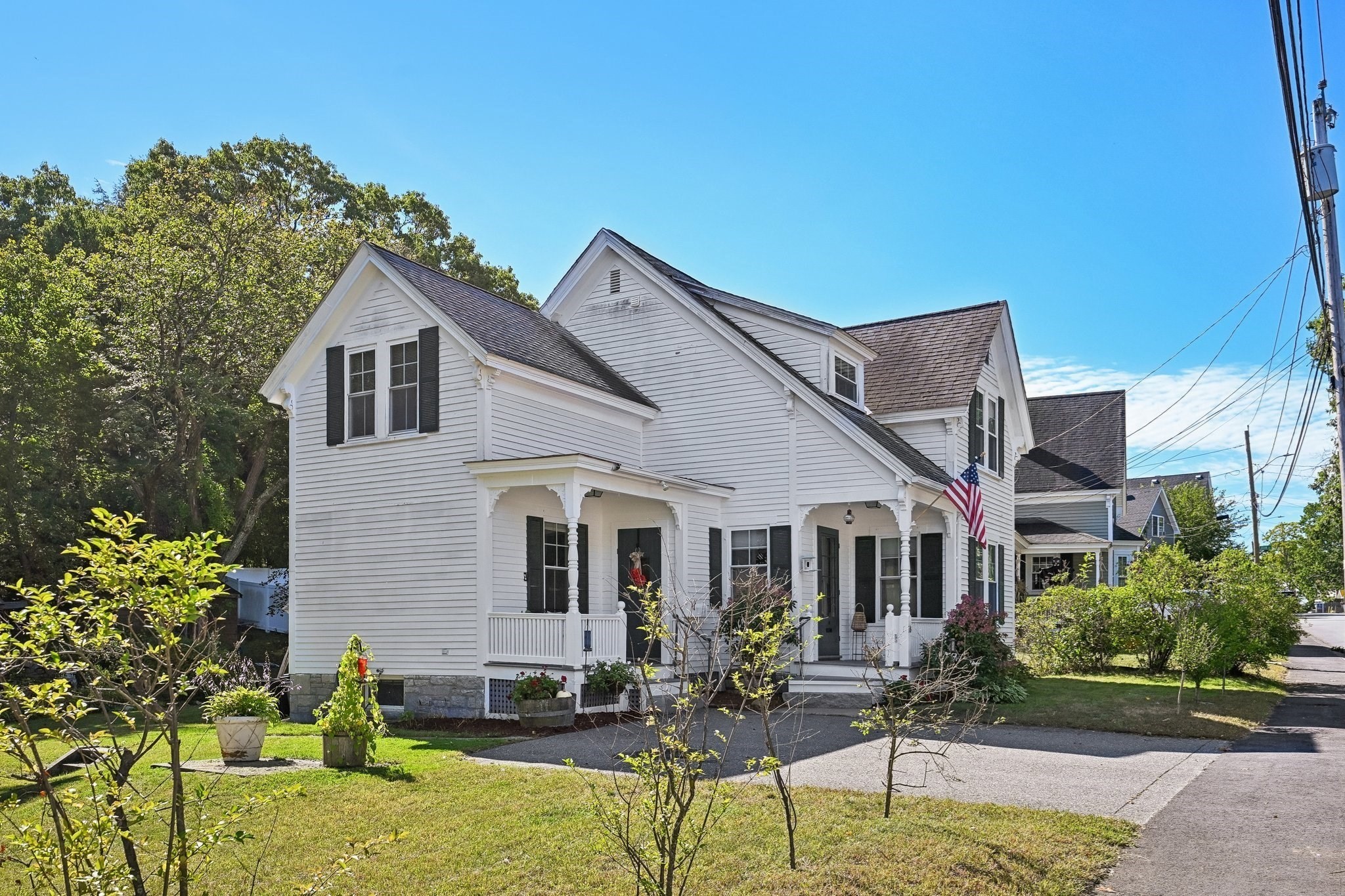 18 Highland Ave Property Photo 5