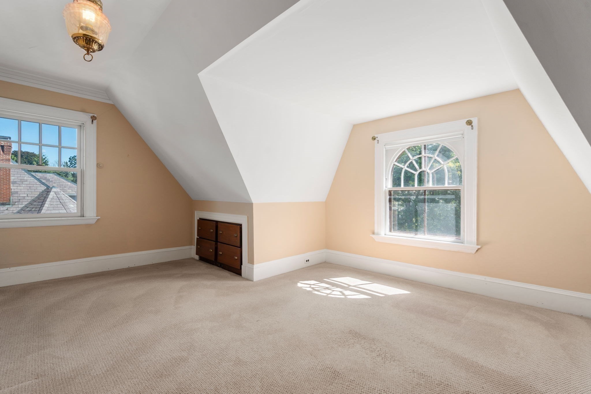 367 Otis St Property Photo 25