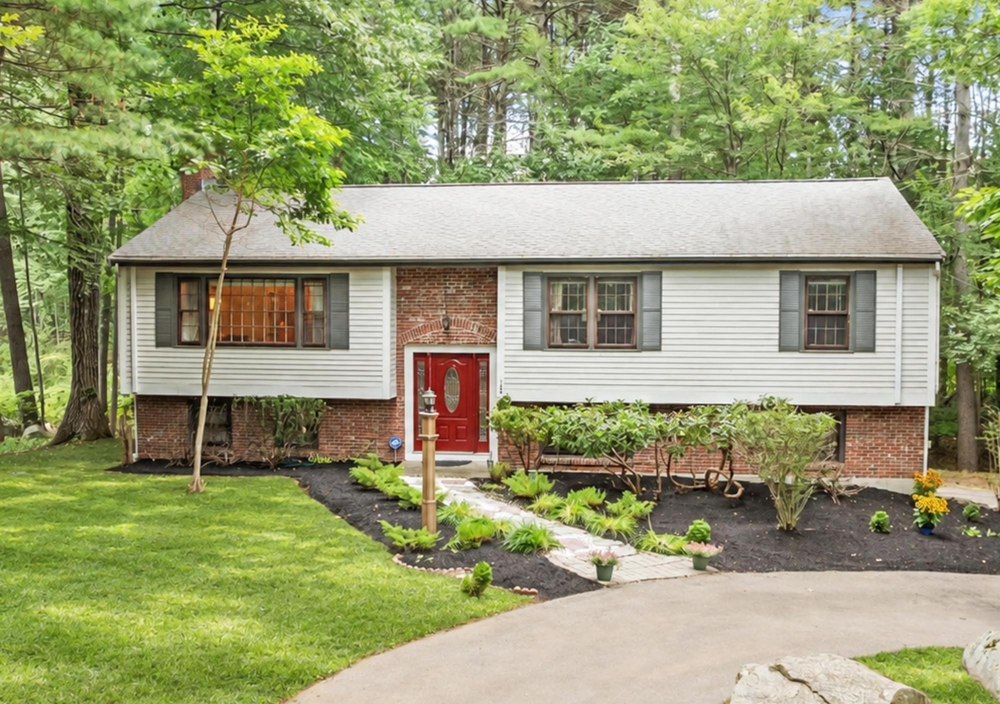 103 Hayward Rd Property Photo 1