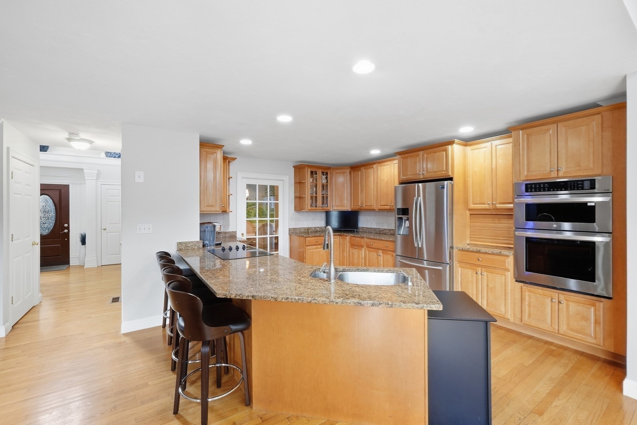 24 Goodnow Ln Property Photo 2