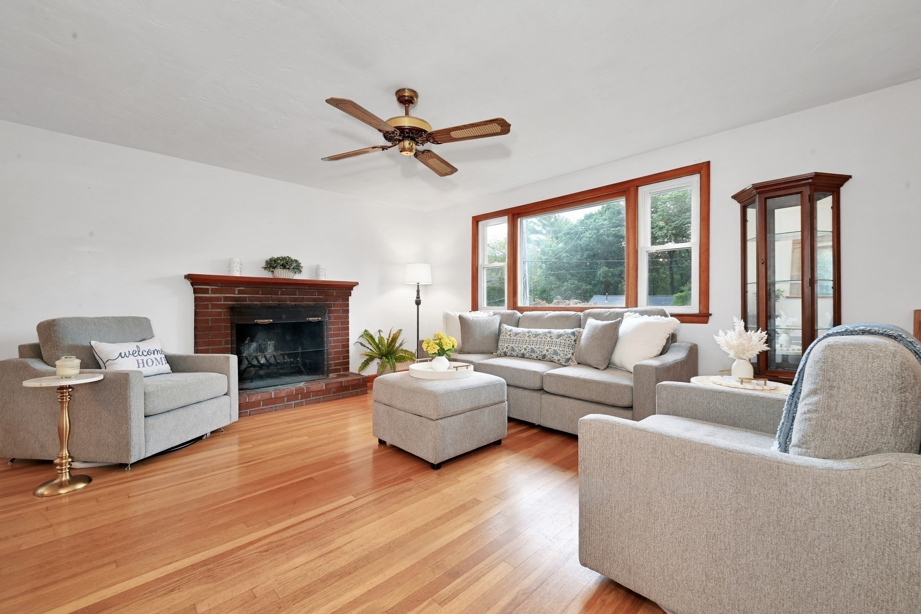 132 Forest St Property Photo 8