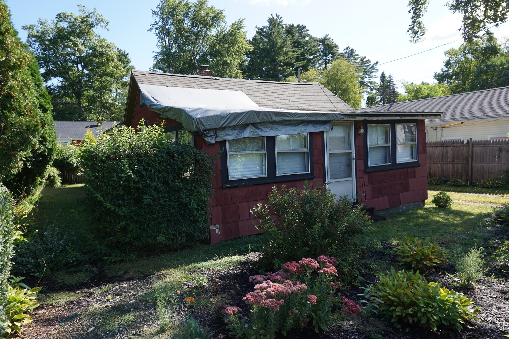 59 Lake View Ave Property Photo 3