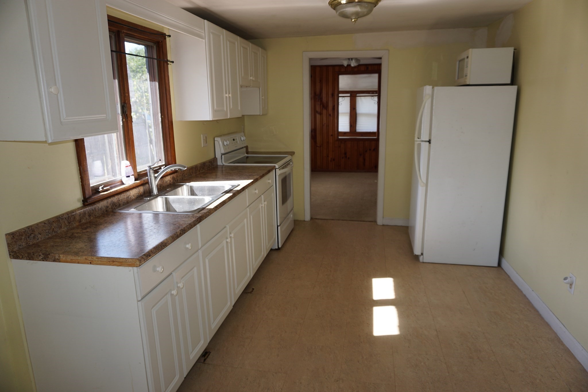 59 Lake View Ave Property Photo 12