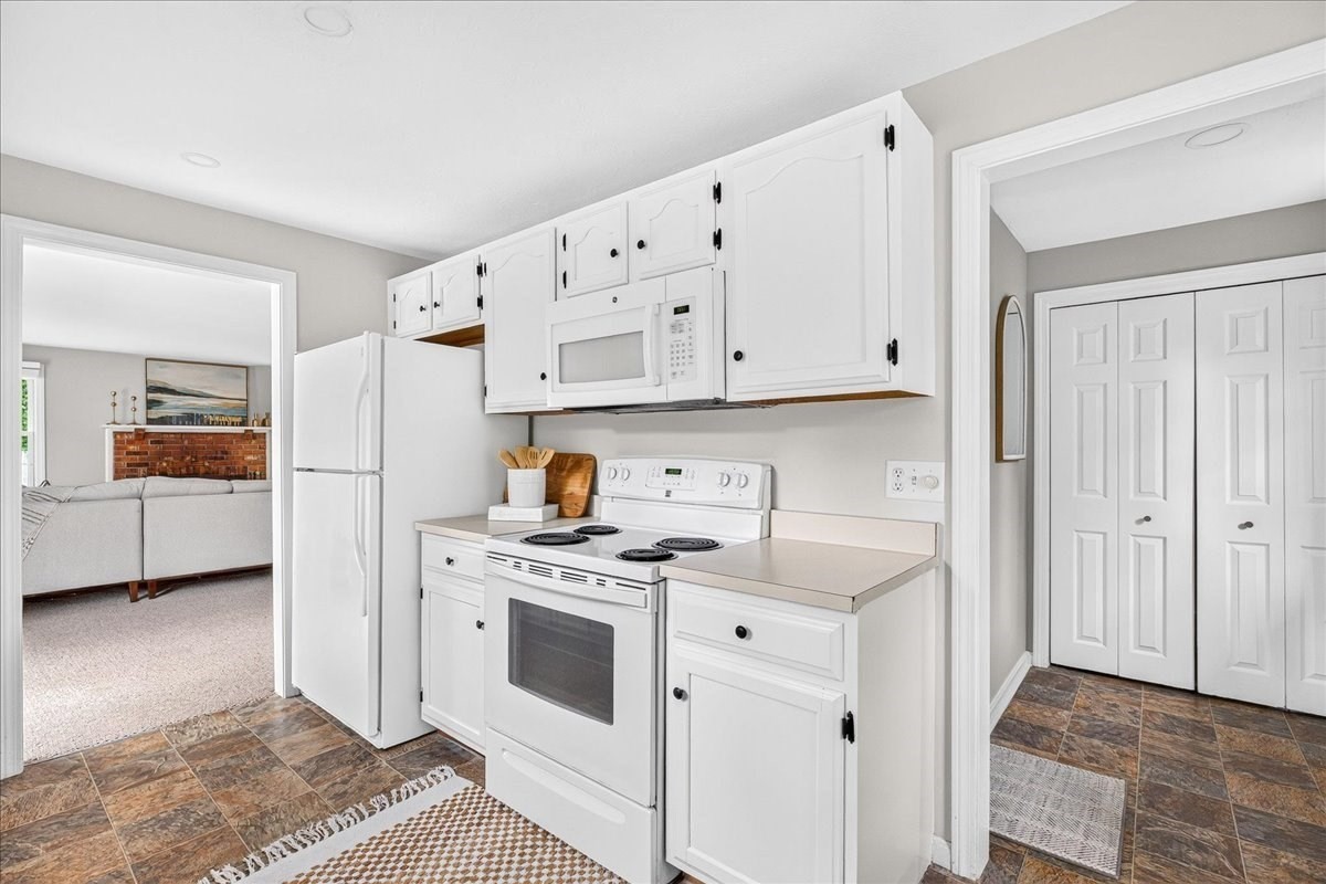 8 Craig St # 8 Property Photo 14