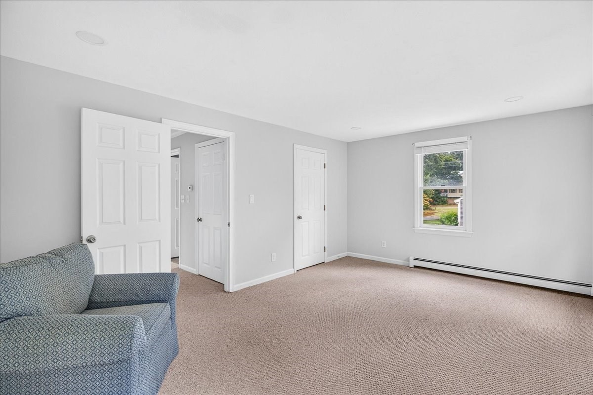 8 Craig St # 8 Property Photo 18