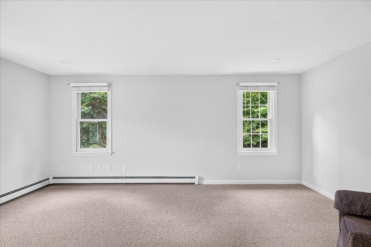 8 Craig St # 8 Property Photo 19