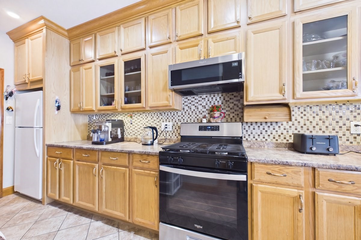 100 Buttonwood St Property Photo 14
