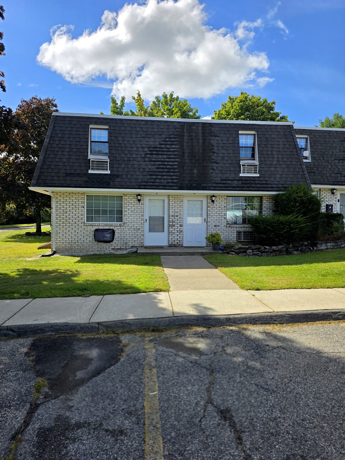 2 Princeton Ter # 2 Property Photo 1