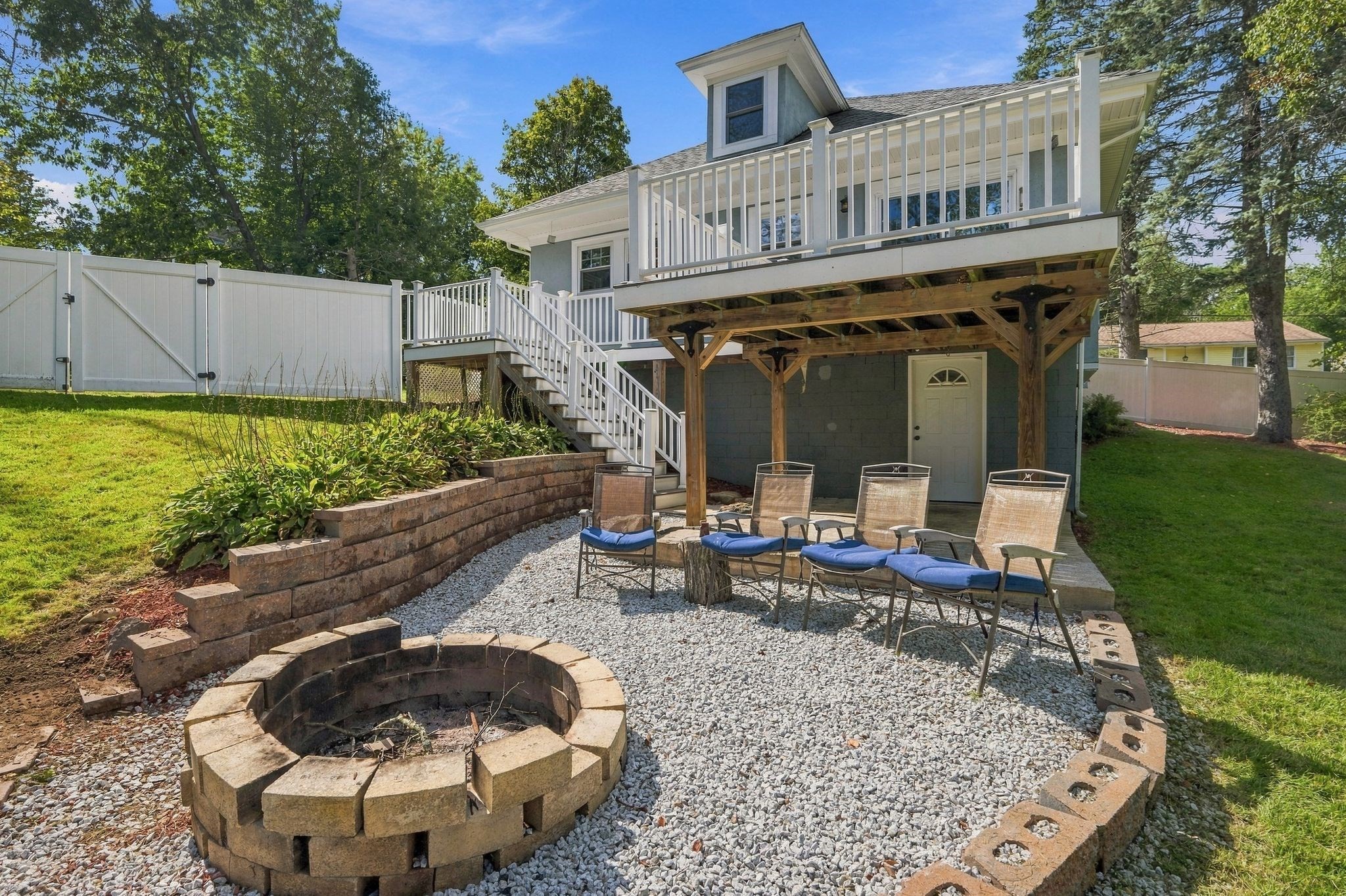30 Alton Ave Property Photo 9