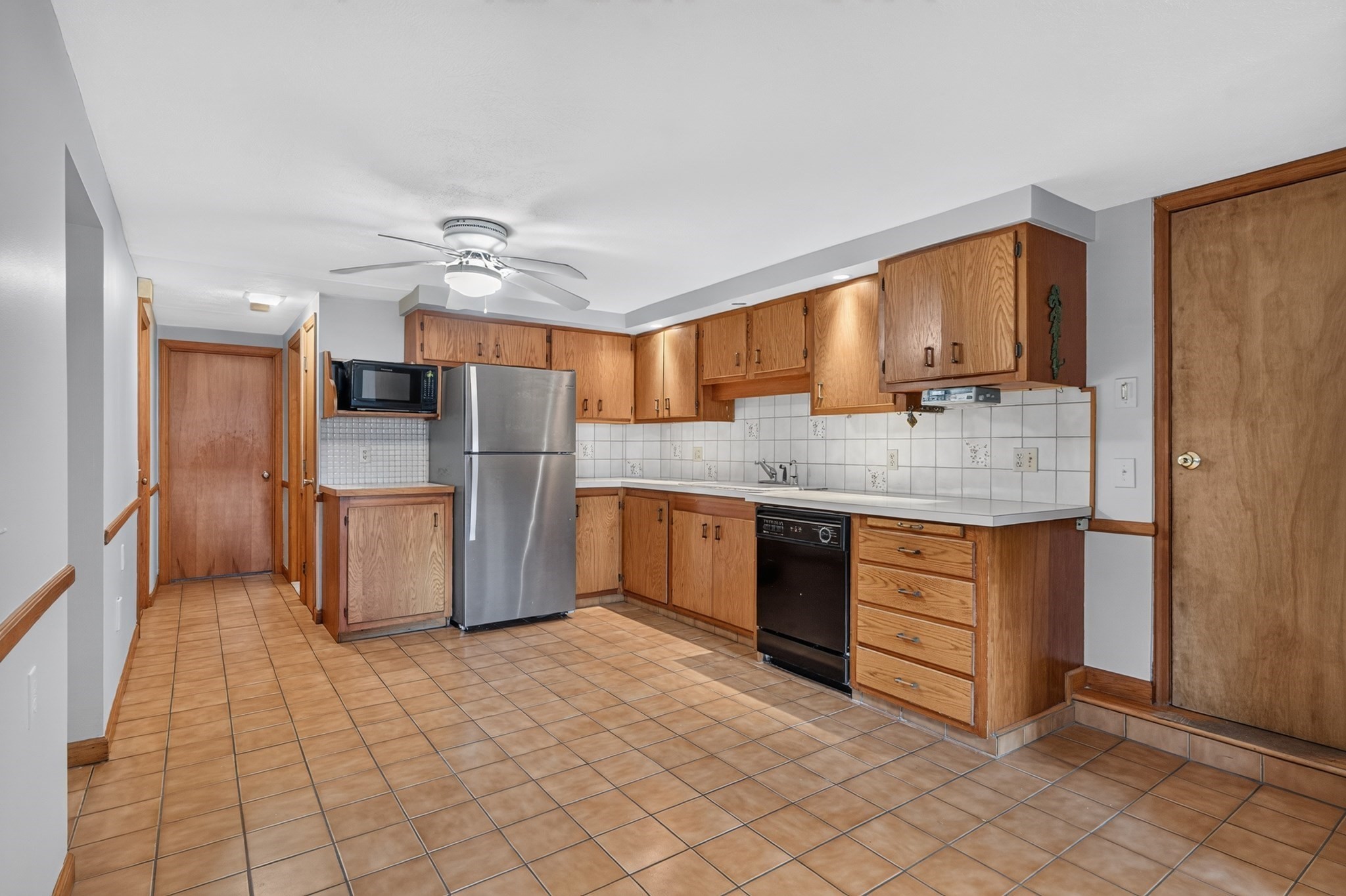 120 Homewood Ave Property Photo 27