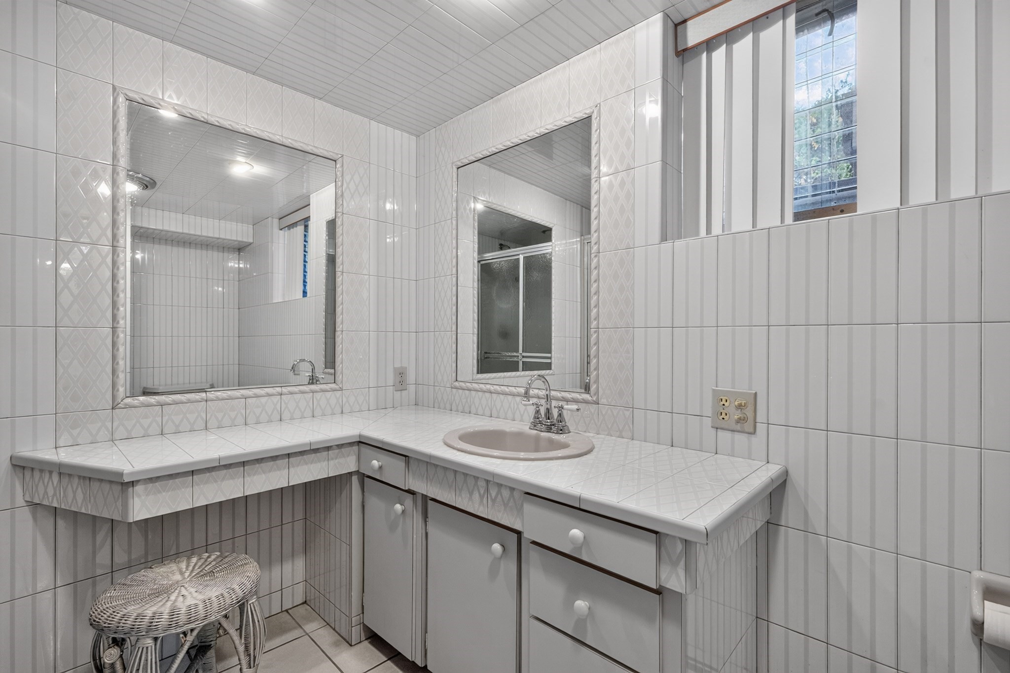 120 Homewood Ave Property Photo 31