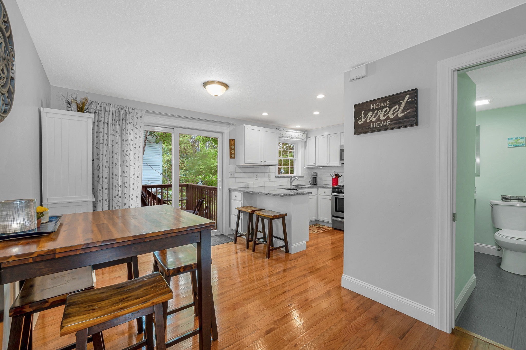 80 Smith Street # 3a Property Photo 4