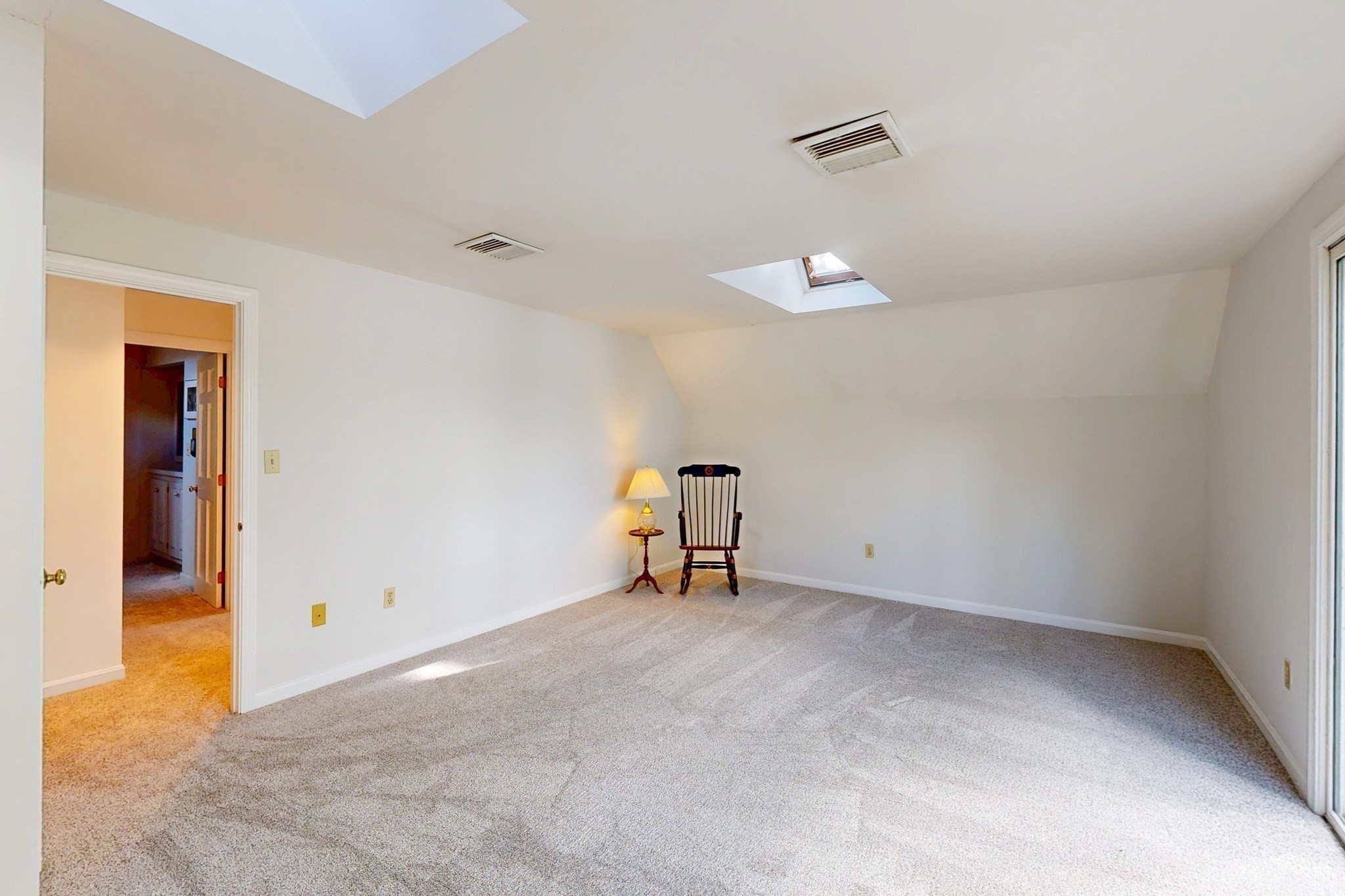 12 Downey Pl Property Photo 10