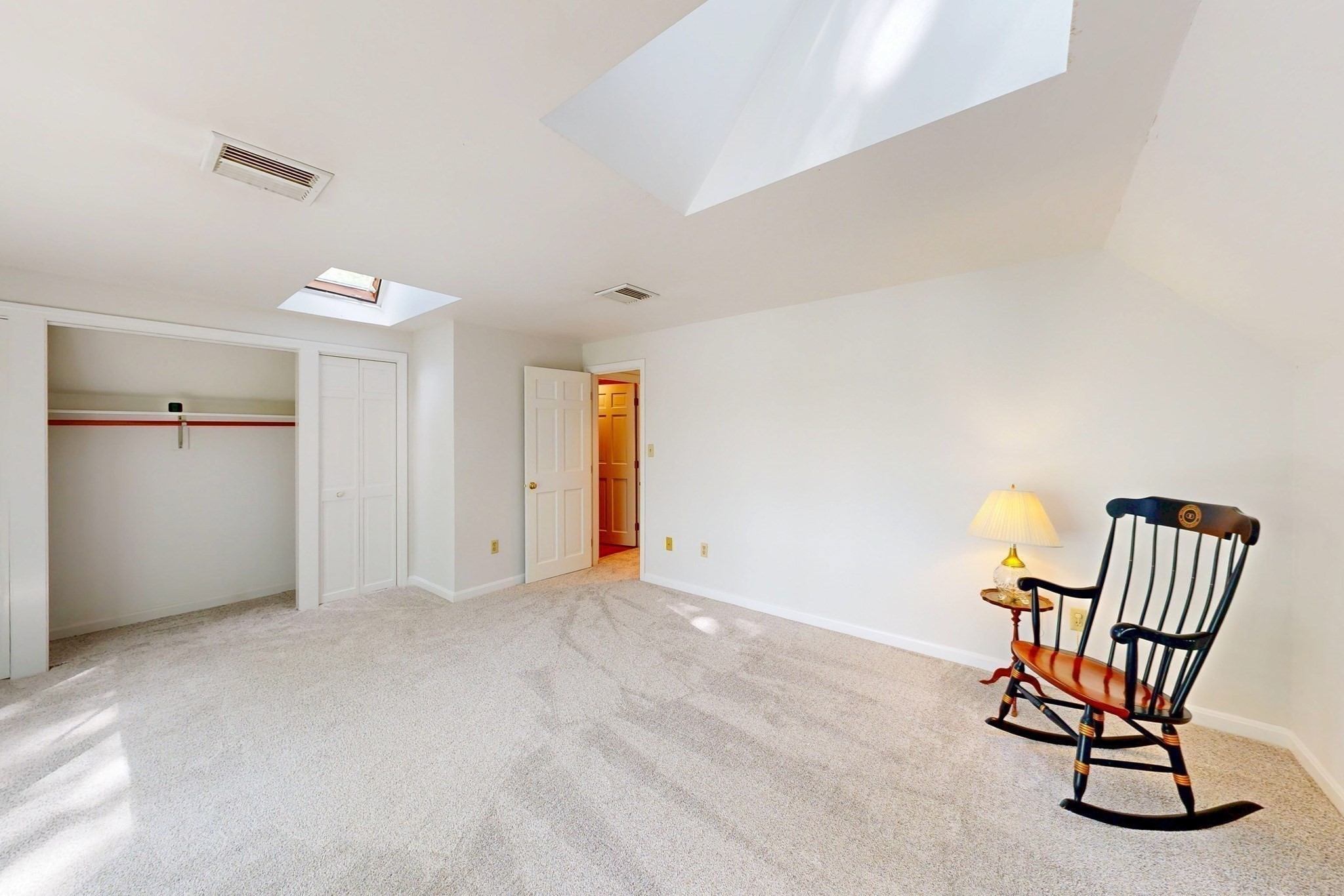 12 Downey Pl Property Photo 11