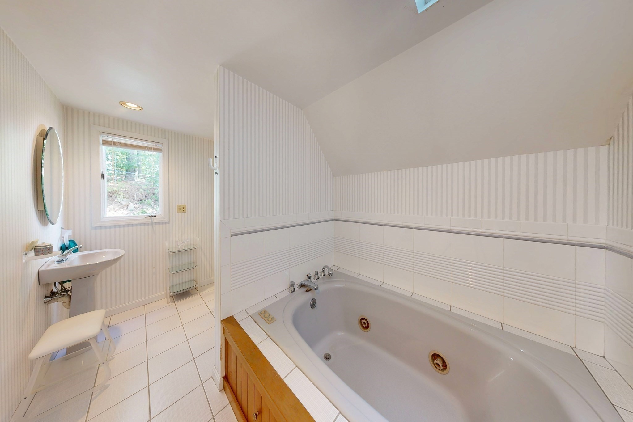 12 Downey Pl Property Photo 14