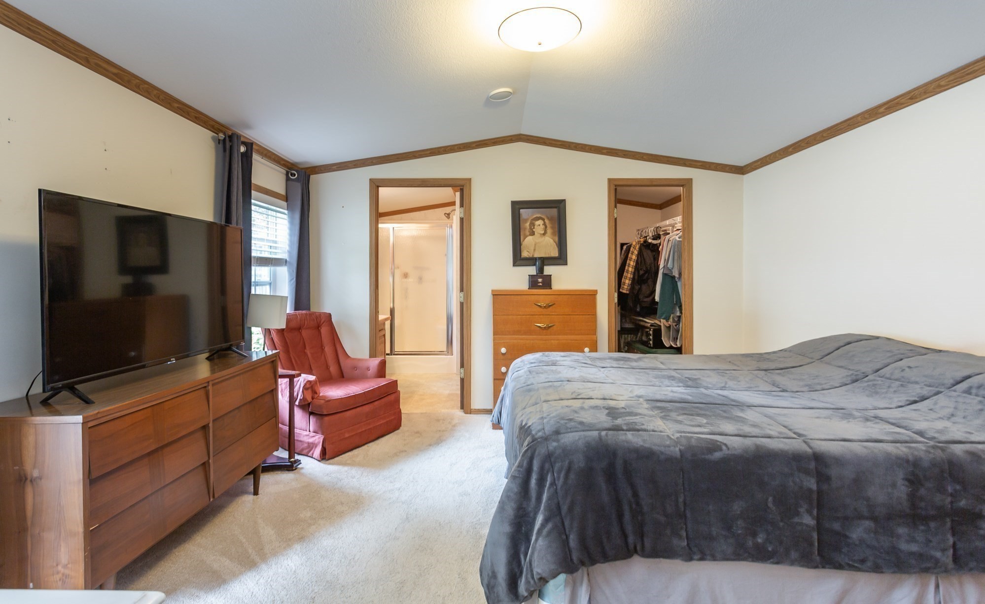 27 Smith St # 2 Property Photo 10