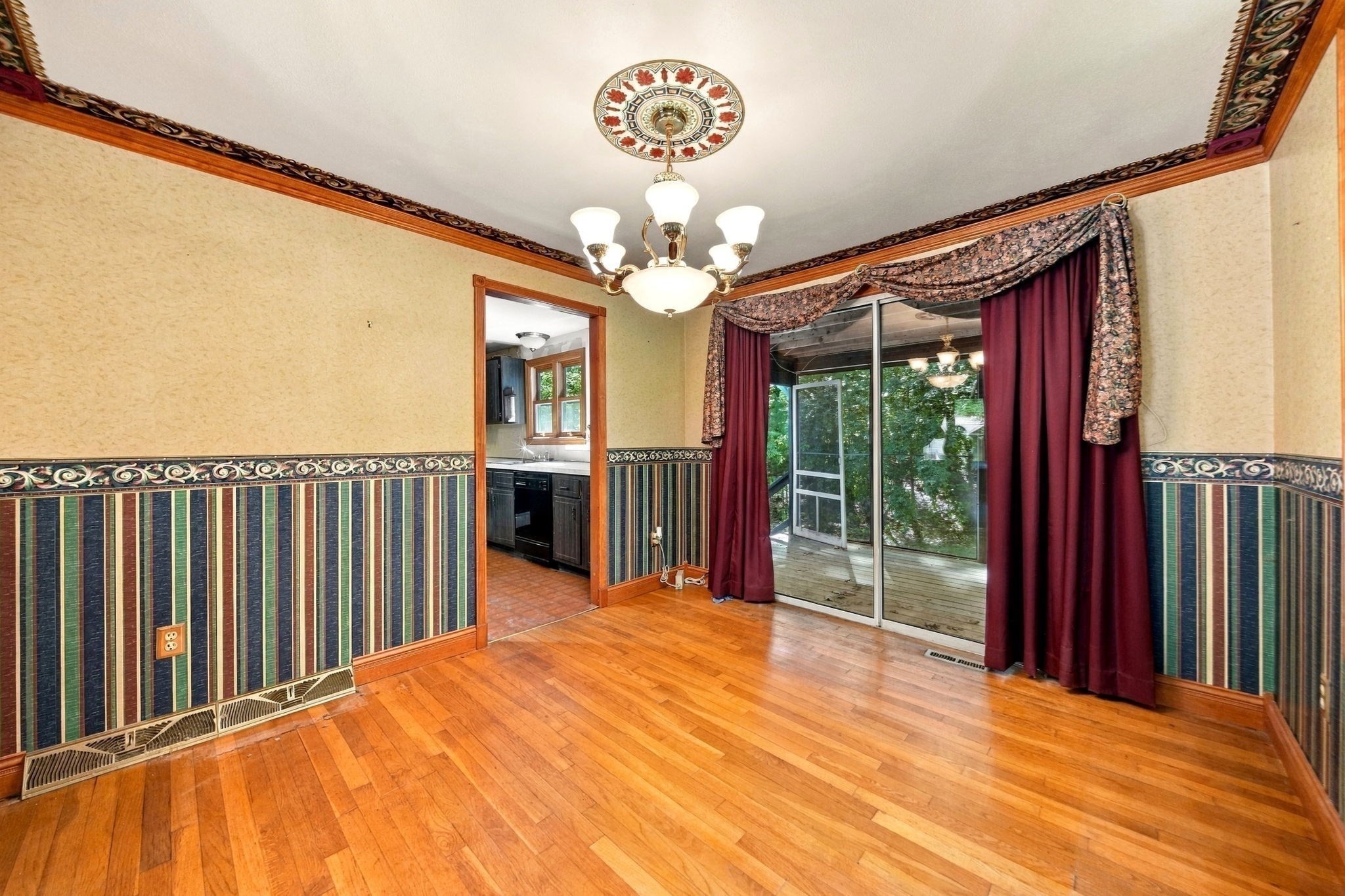 7 Olde Farm Rd Property Photo 7