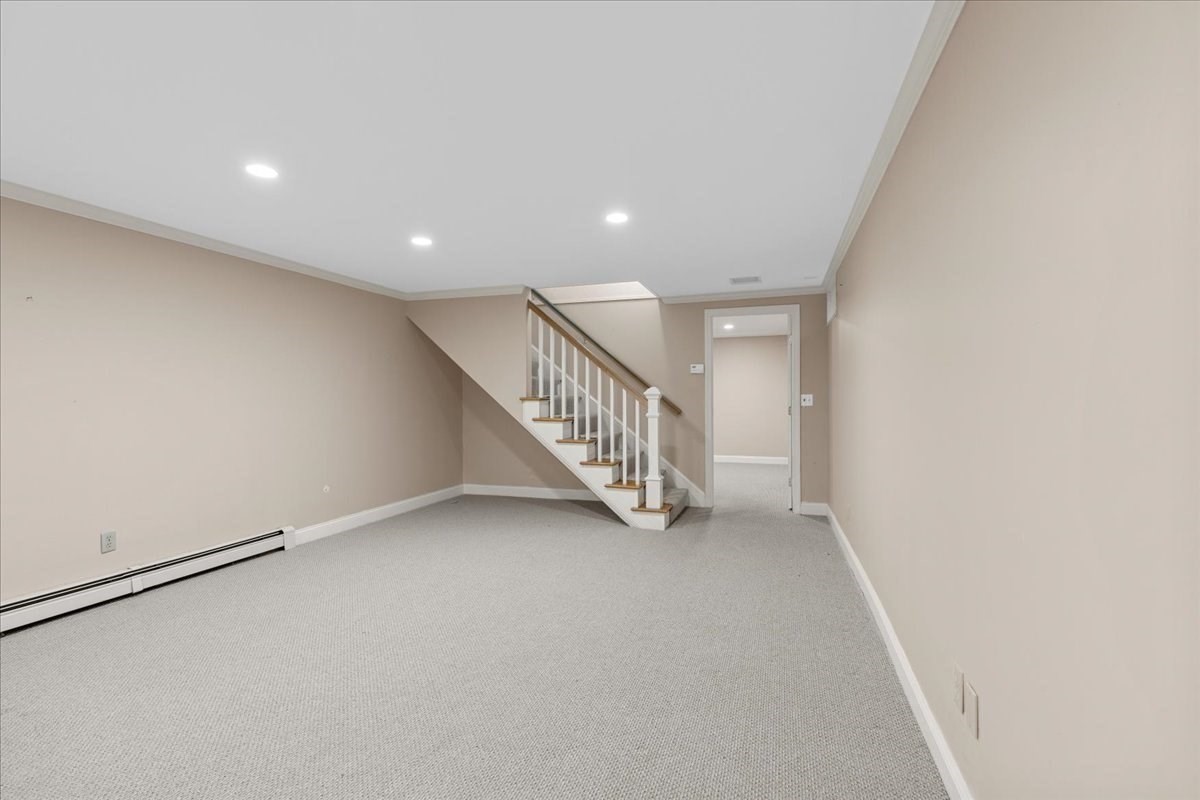 10 Floret Cir # 10 Property Photo 23