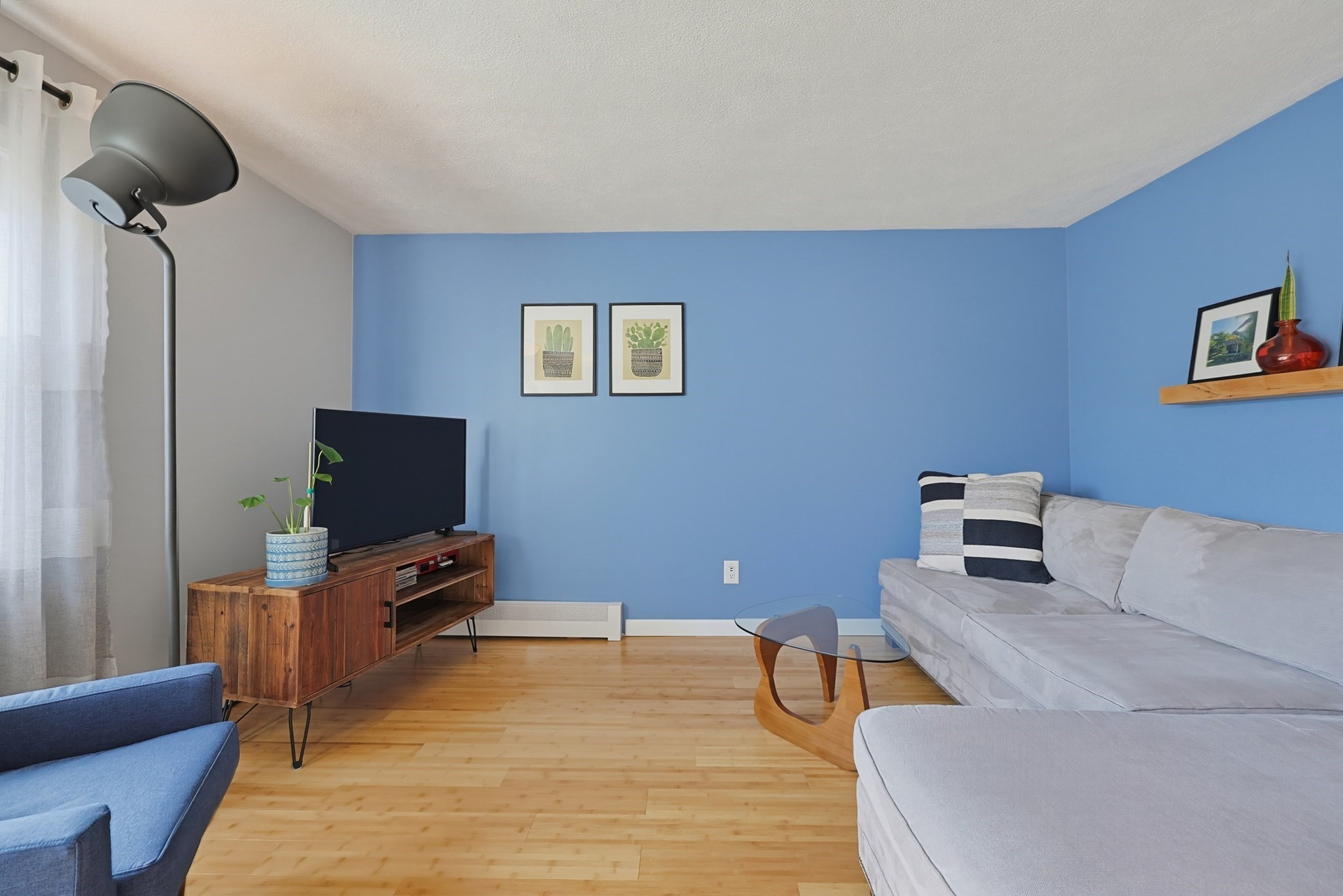 152 E. Bacon St. # D5 Property Photo 6