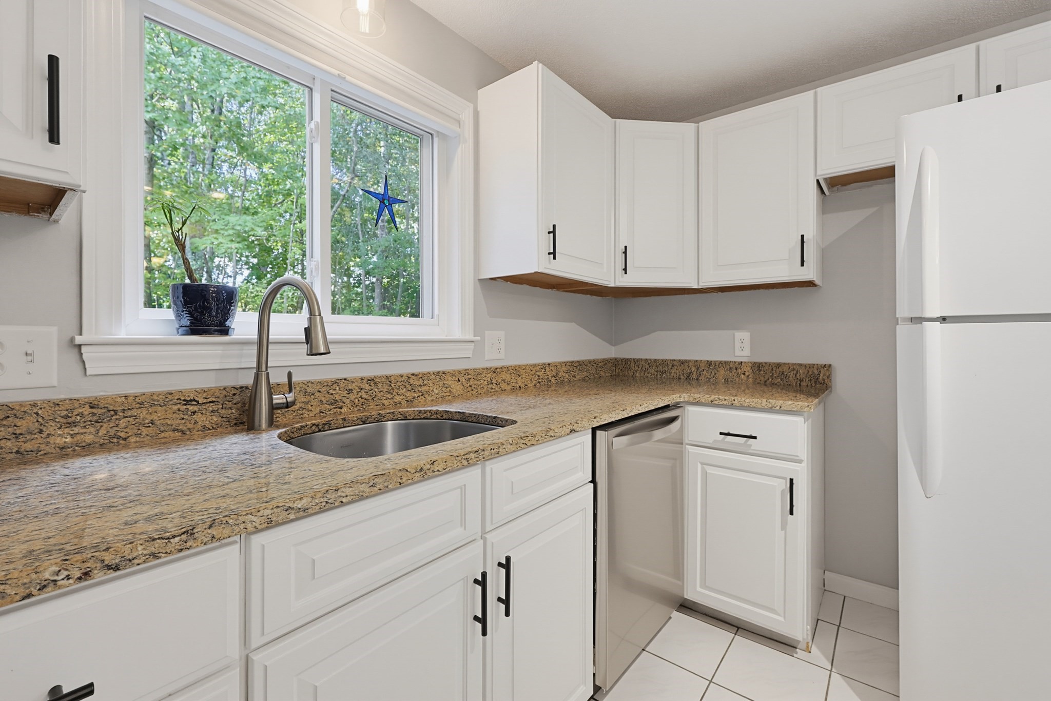 152 E. Bacon St. # D5 Property Photo 10